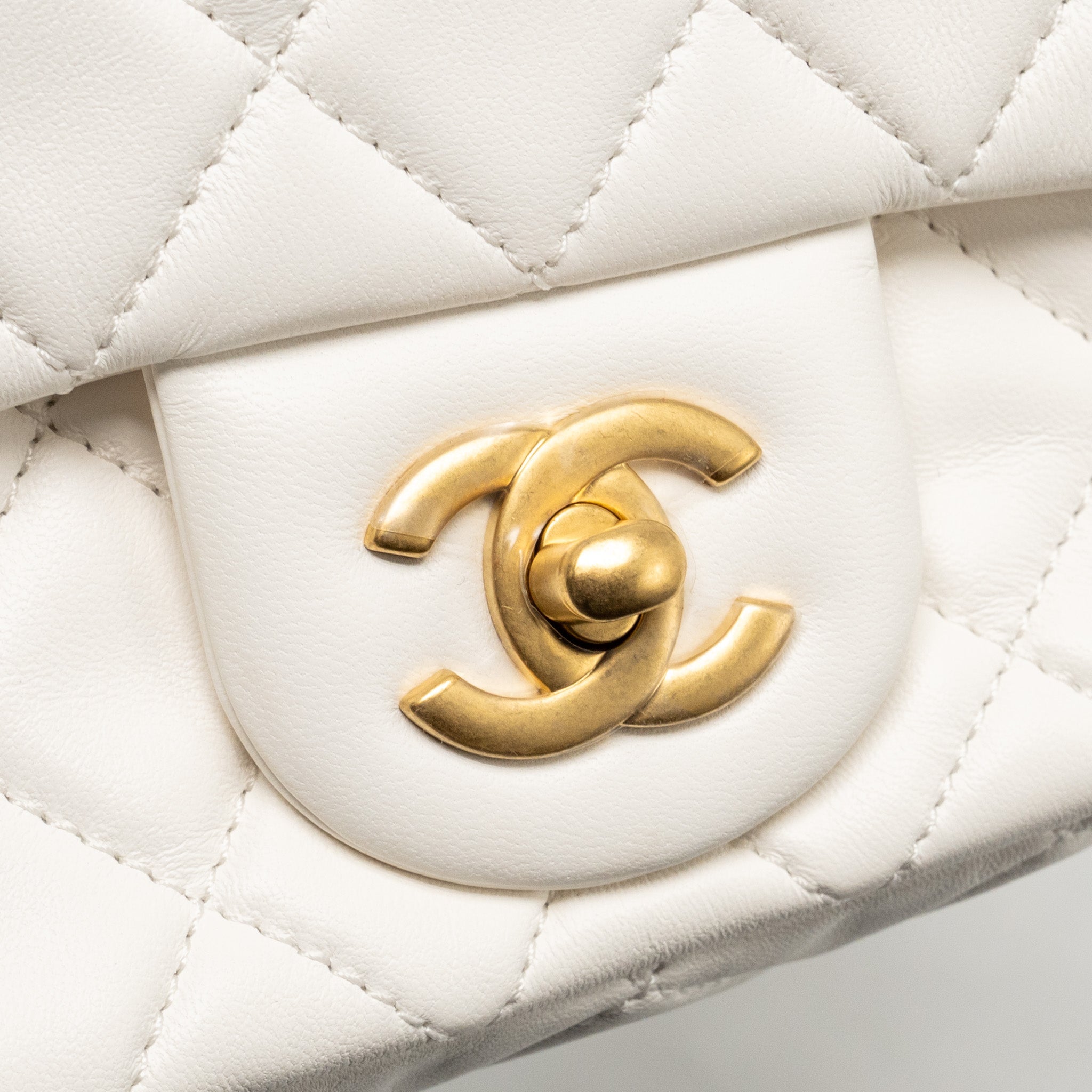 chanel-pearl-crush-mini-square-lambskin-white-brushed-ghw-microchip-copy-1