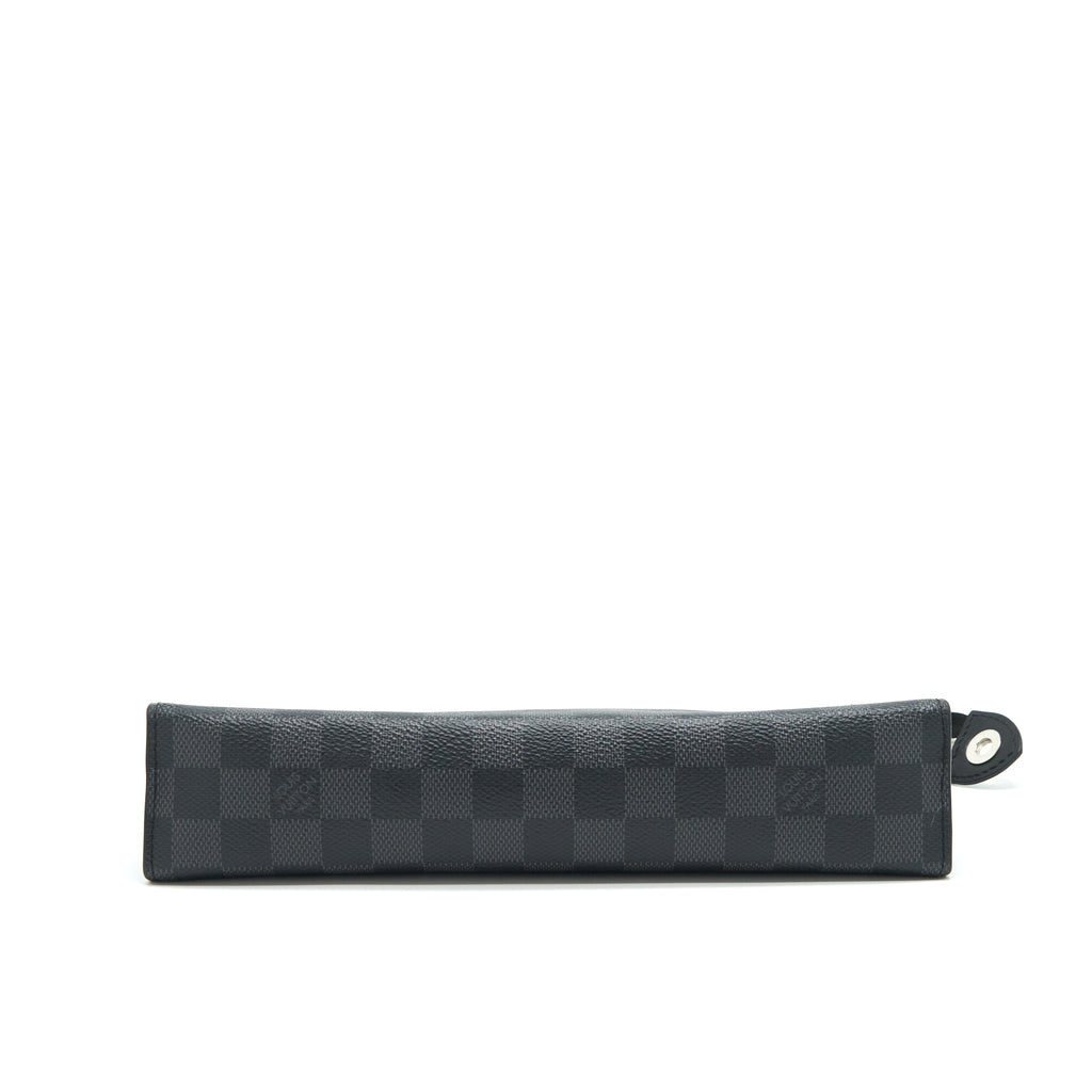 louis-vuitton-pochette-voyage-damier-in-black