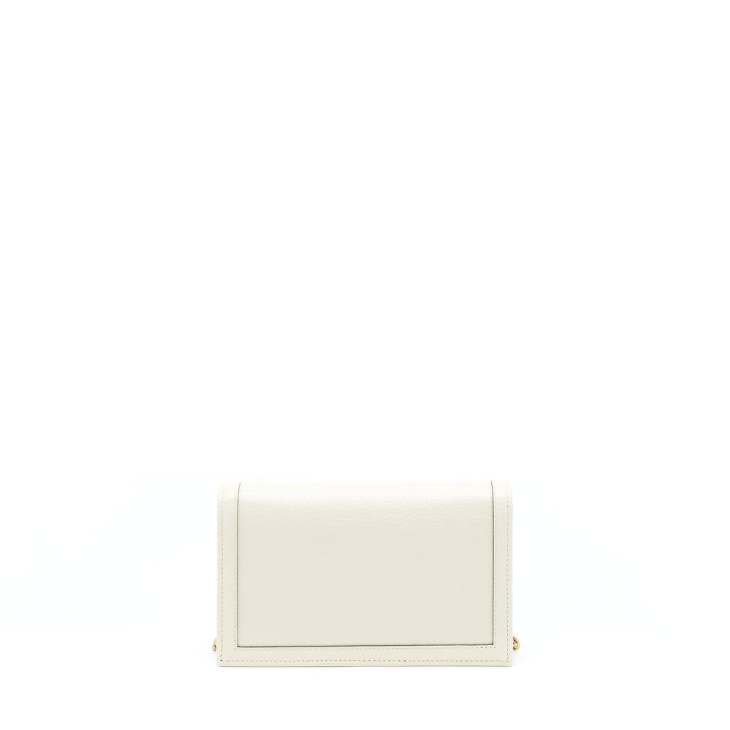 gucci-diana-mini-bag-with-bamboo-white-ghw