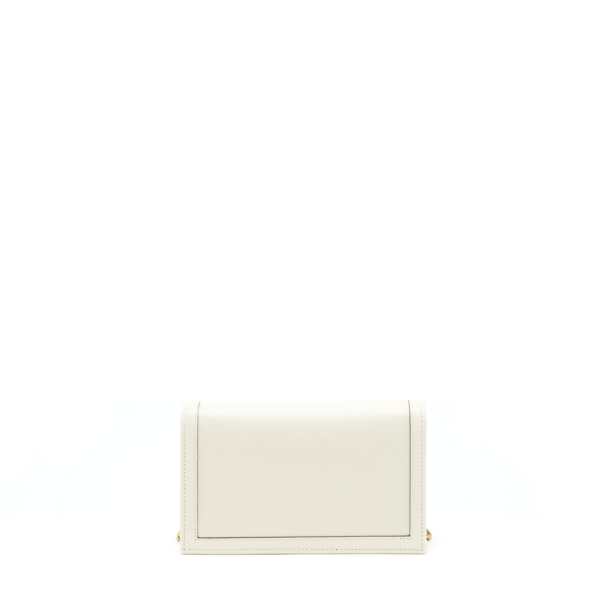 gucci-diana-mini-bag-with-bamboo-white-ghw
