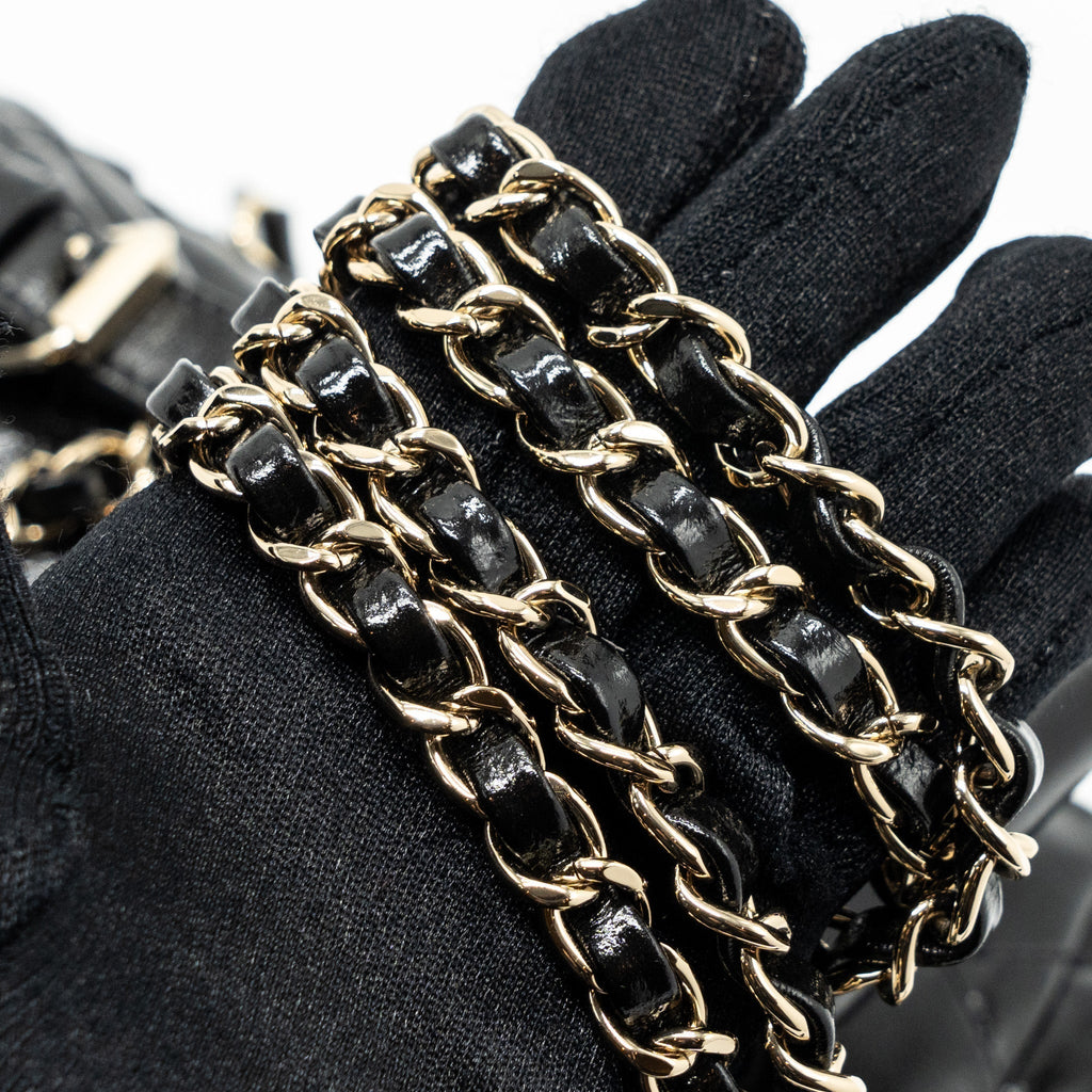 chanel-22a-backpack-patent-black-lghw-microchip