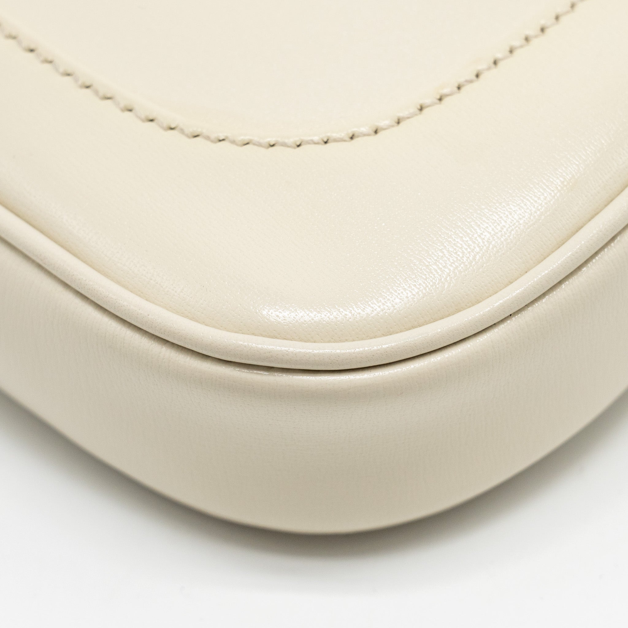 gucci-jackie-1961-mini-shoulder-bag-calfskin-white-ghw-1