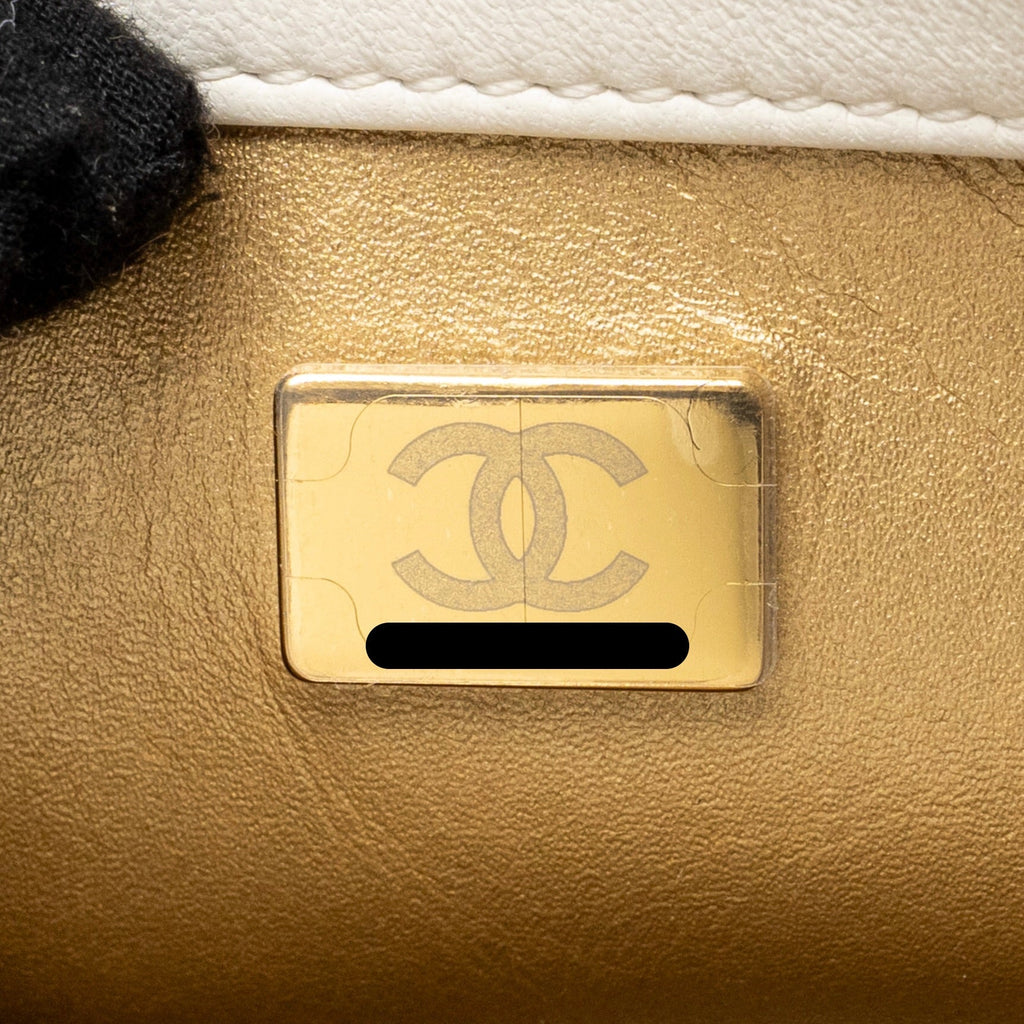 chanel-pearl-crush-mini-square-lambskin-white-brushed-ghw-microchip-copy-1