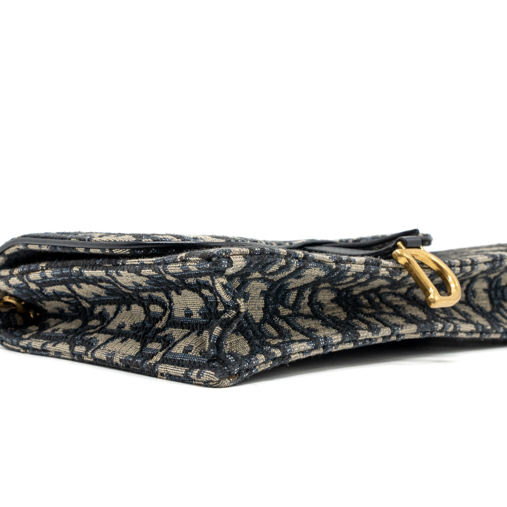 dior-saddle-flap-bag-blue-dior-oblique-embroidery-ghw