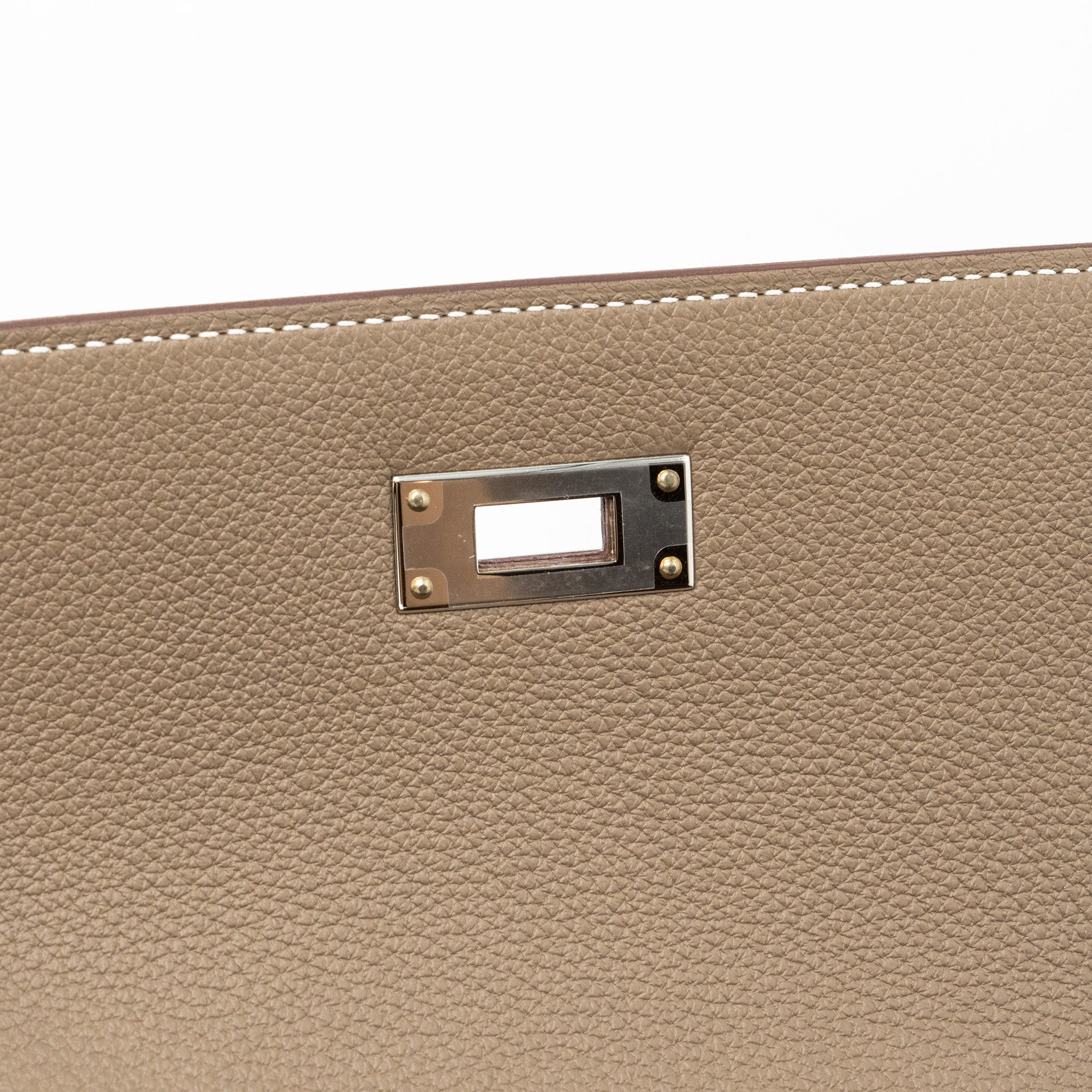 hermes-pochette-kelly-depeches-25-togo-etoupe-shw-stamp-b