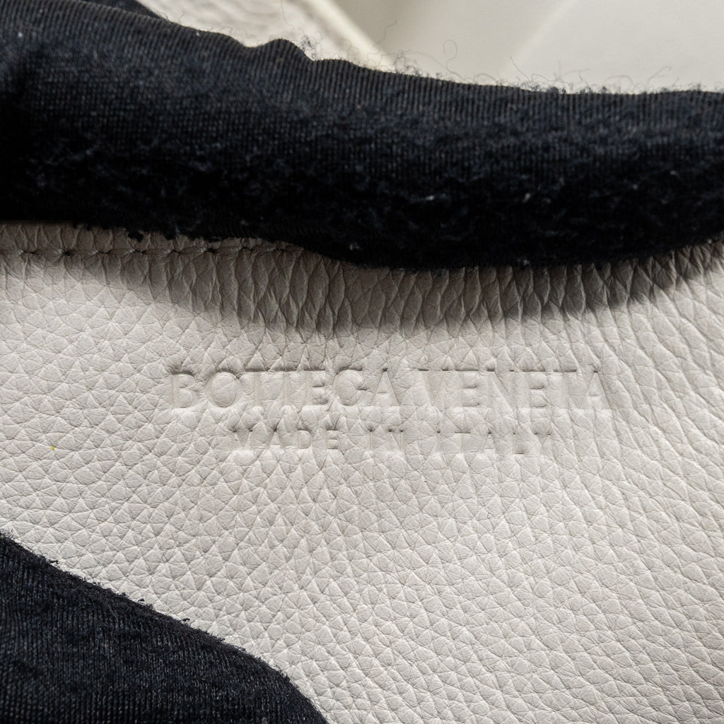 bottega-veneta-large-arco-tote-bag-calfskin-white-shw