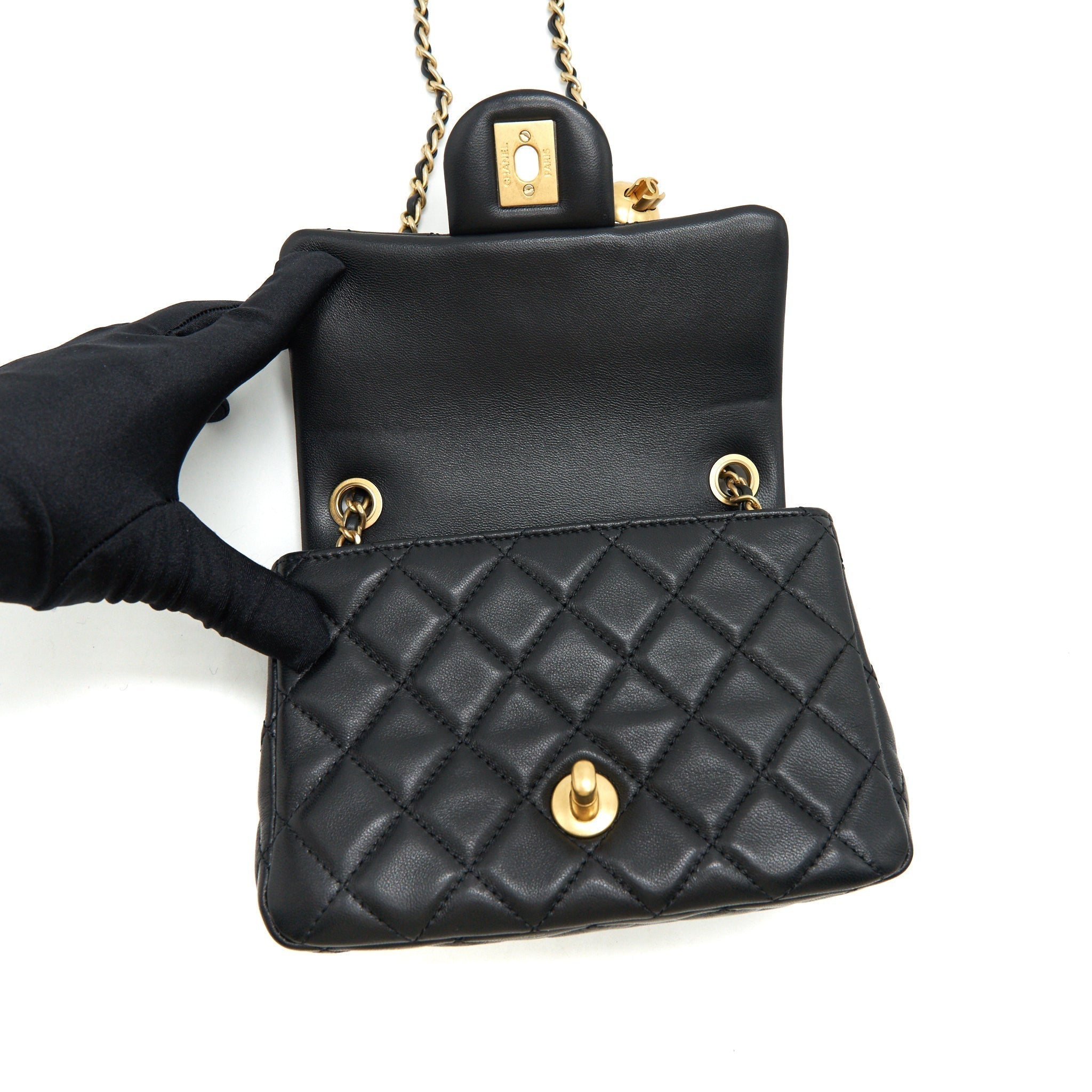 chanel-21b-pearl-crush-mini-square-flap-bag-black-ghw-microchipnew-version-with-microchip-1