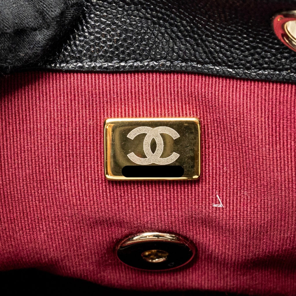 chanel-quilted-mini-backpack-caviar-black-lghw-microchip-1