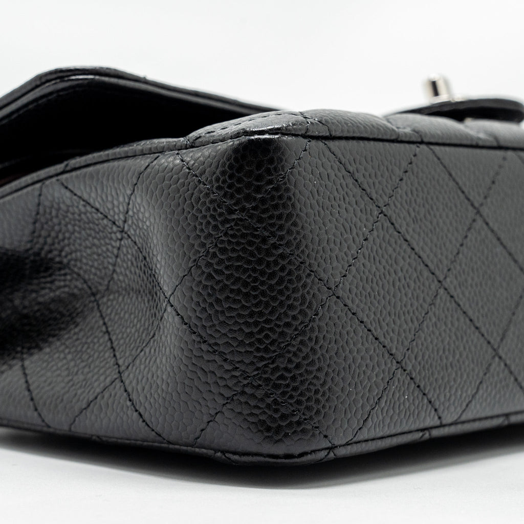 chanel-medium-classic-double-flap-bag-caviar-black-shw-7