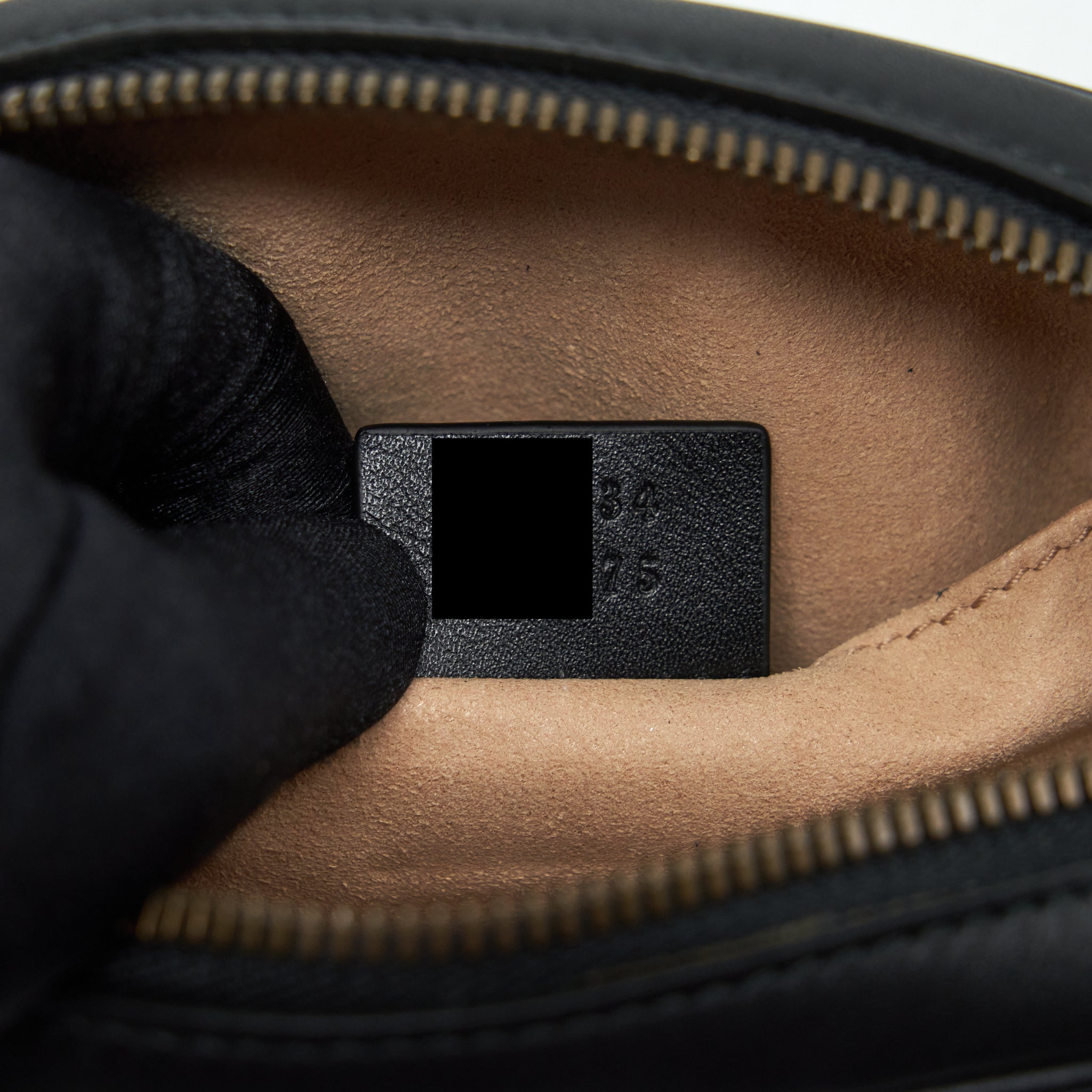 gucci-gg-marmont-matelasse-belt-bag-black-ghw