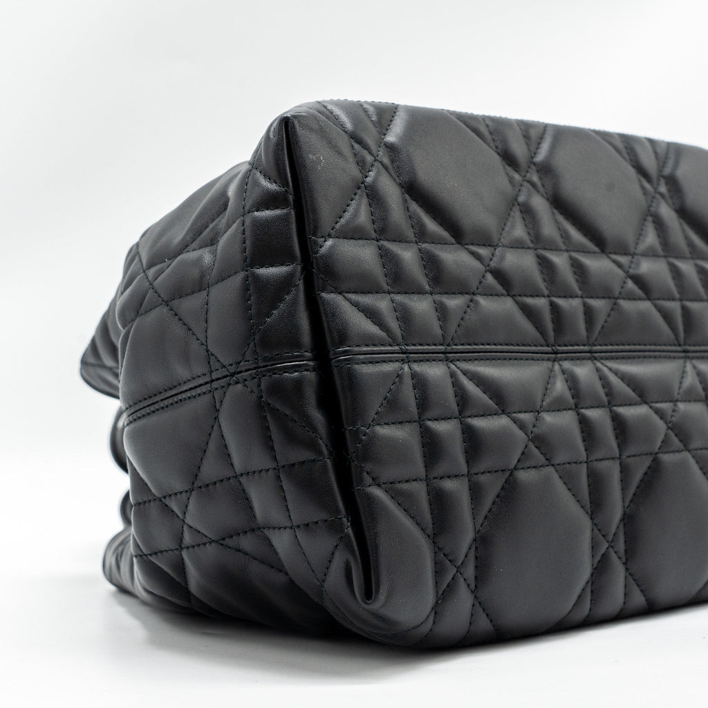 dior-medium-dior-toujours-tote-bag-macrocannage-calfskin-black-lghw