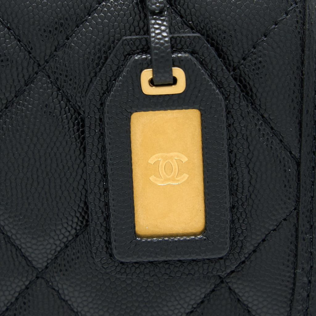 chanel-22k-top-handle-messenger-bag-caviar-black-brushed-ghwmicrochip