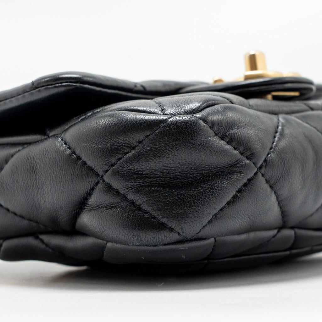 chanel-22s-giant-chain-mini-flap-bag-lambskin-black-brushed-ghwmicrochip