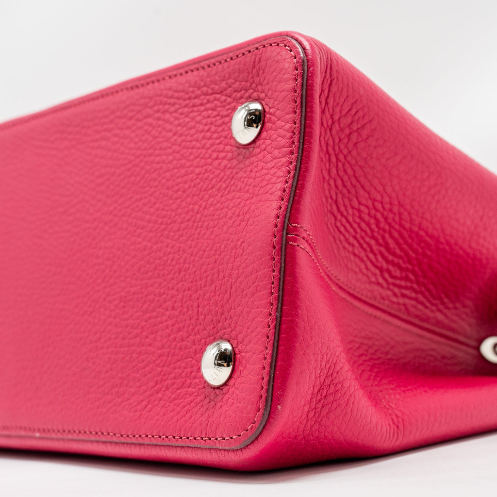 louis-vuitton-capcuine-bb-taurillon-red-shw
