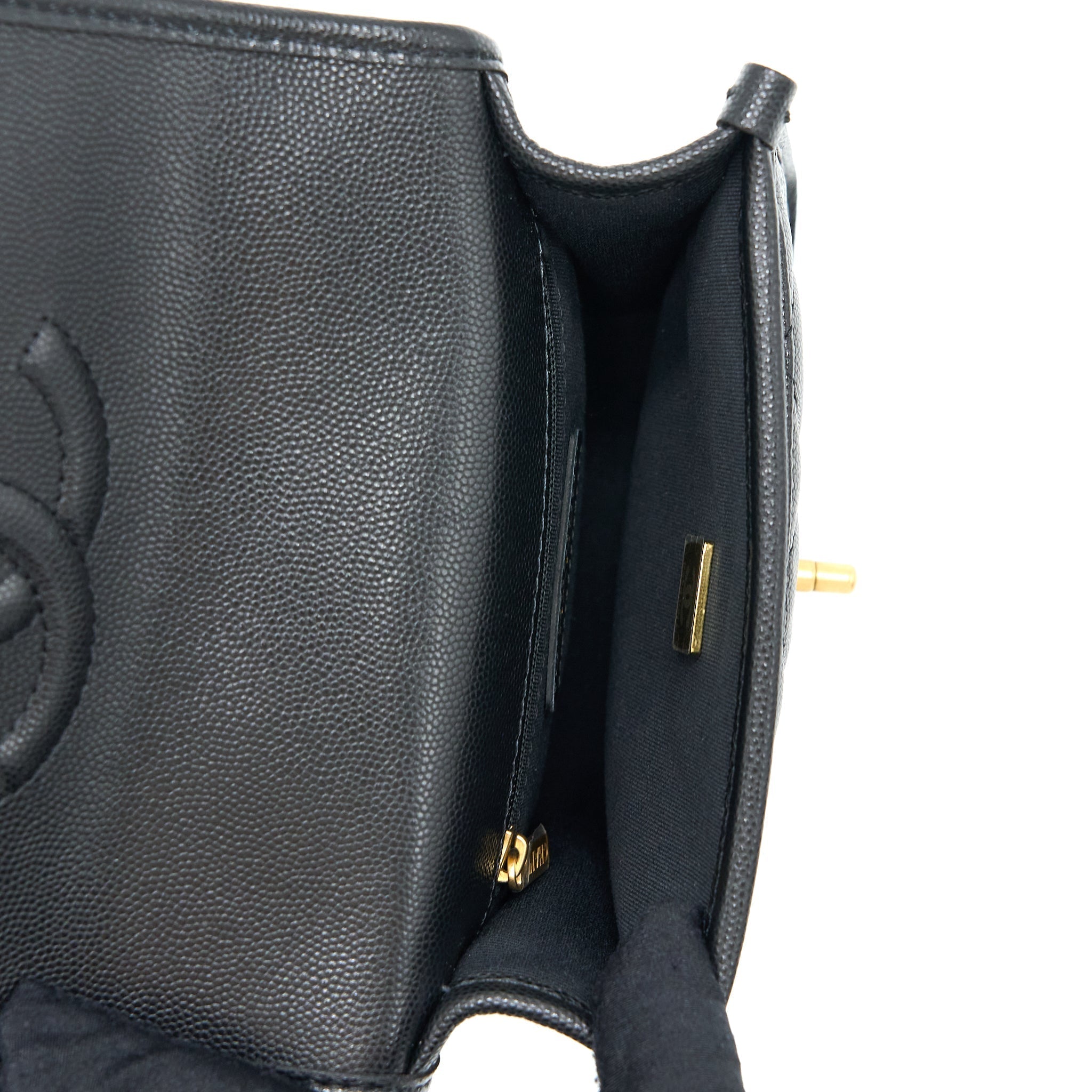 chanel-22k-top-handle-messenger-bag-caviar-black-brushed-ghwmicrochip