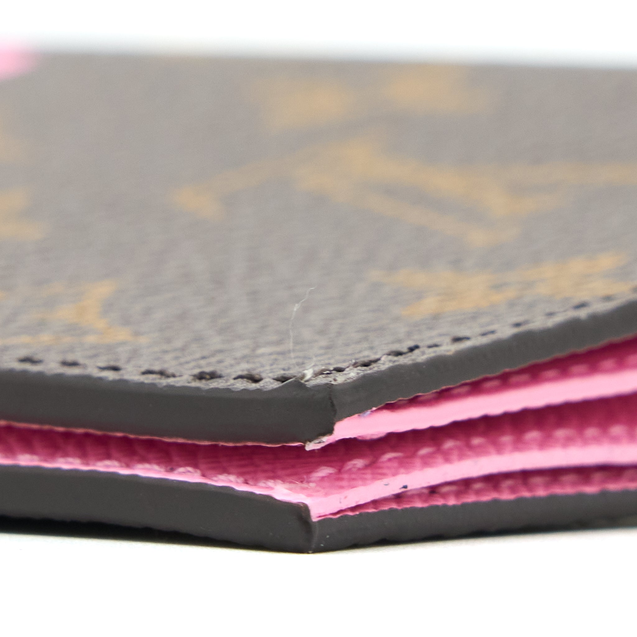 louis-vuitton-vivienne-holidays-passport-cover-monogram-canvas