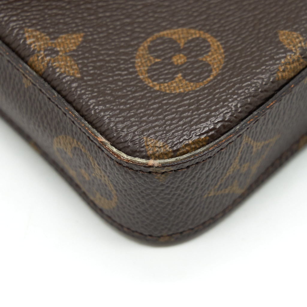 louis-vuitton-felicie-pochette-monogram-canvas-ghw-1