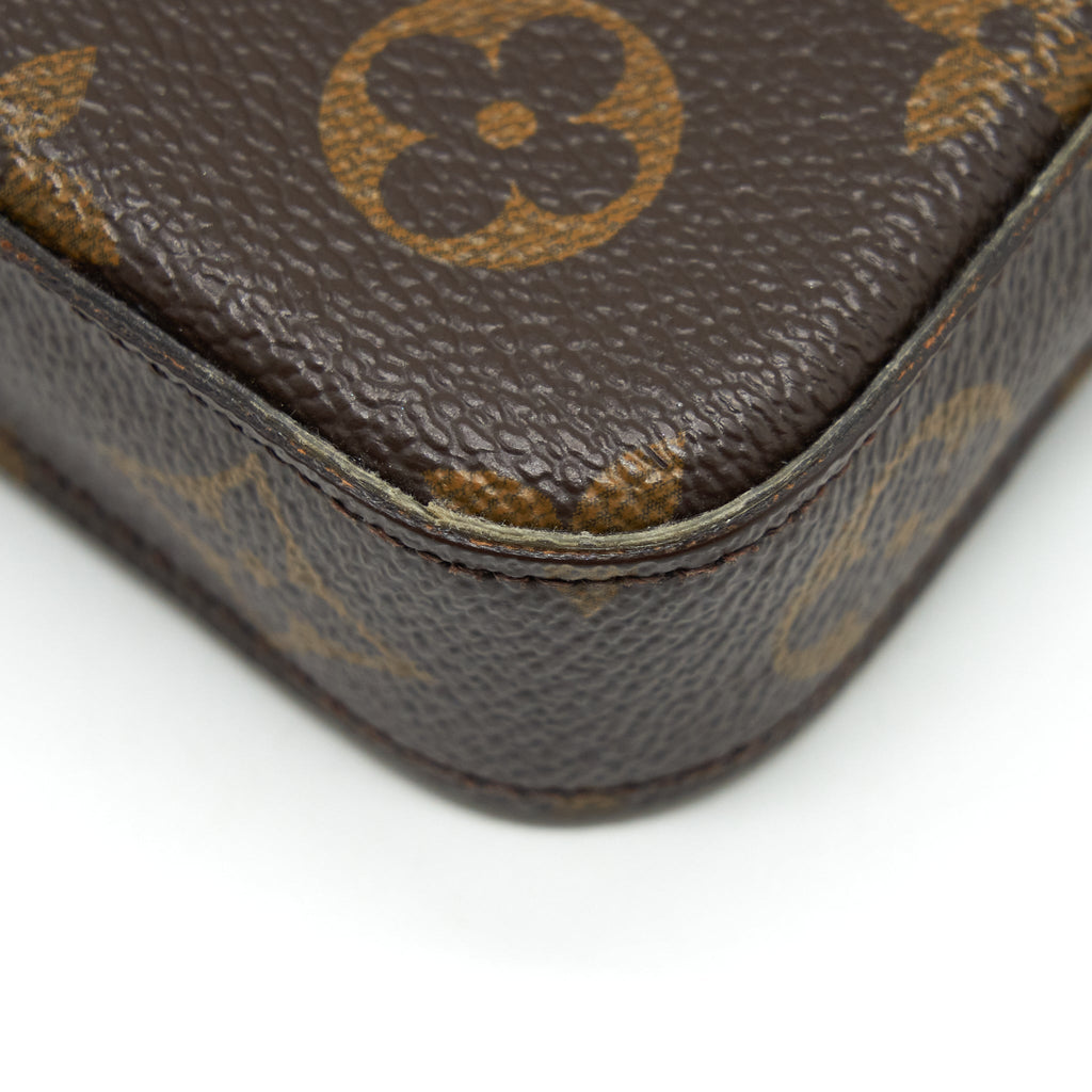 louis-vuitton-felicie-pochette-monogram-canvas-ghw-1
