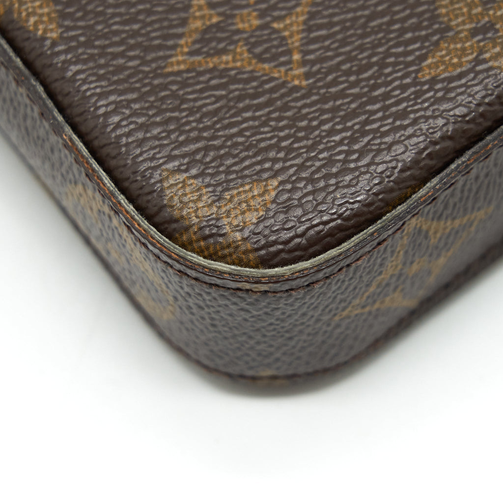 louis-vuitton-felicie-pochette-monogram-canvas-ghw-1