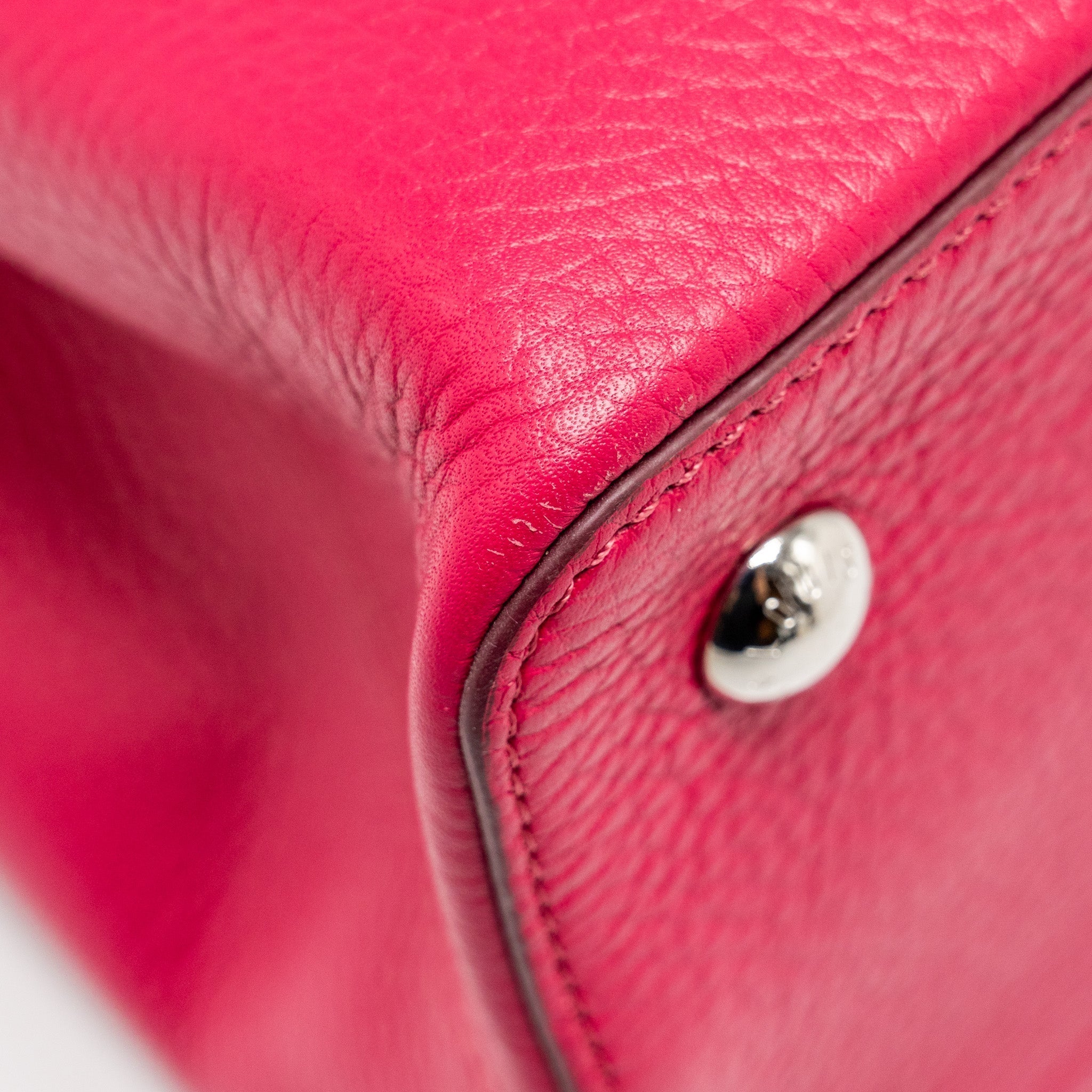 louis-vuitton-capcuine-bb-taurillon-red-shw