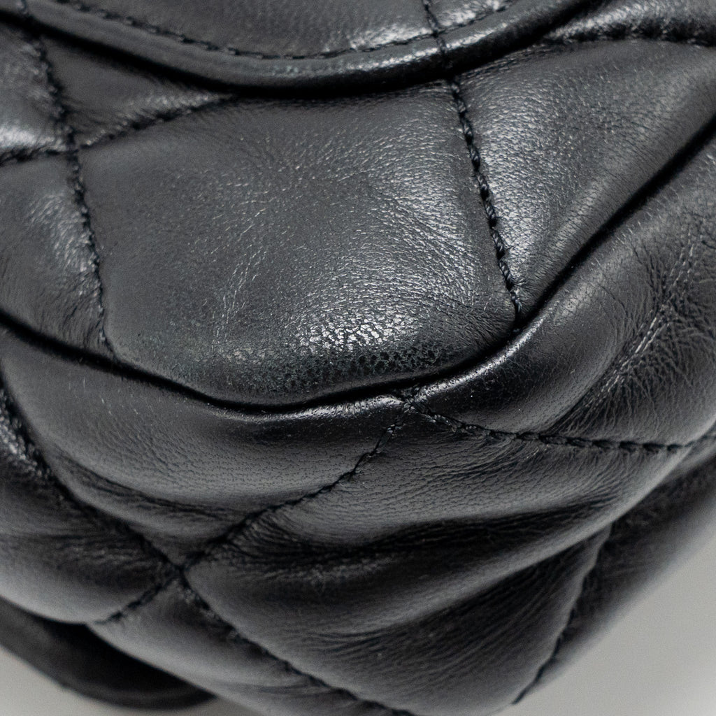chanel-22s-giant-chain-mini-flap-bag-lambskin-black-brushed-ghwmicrochip