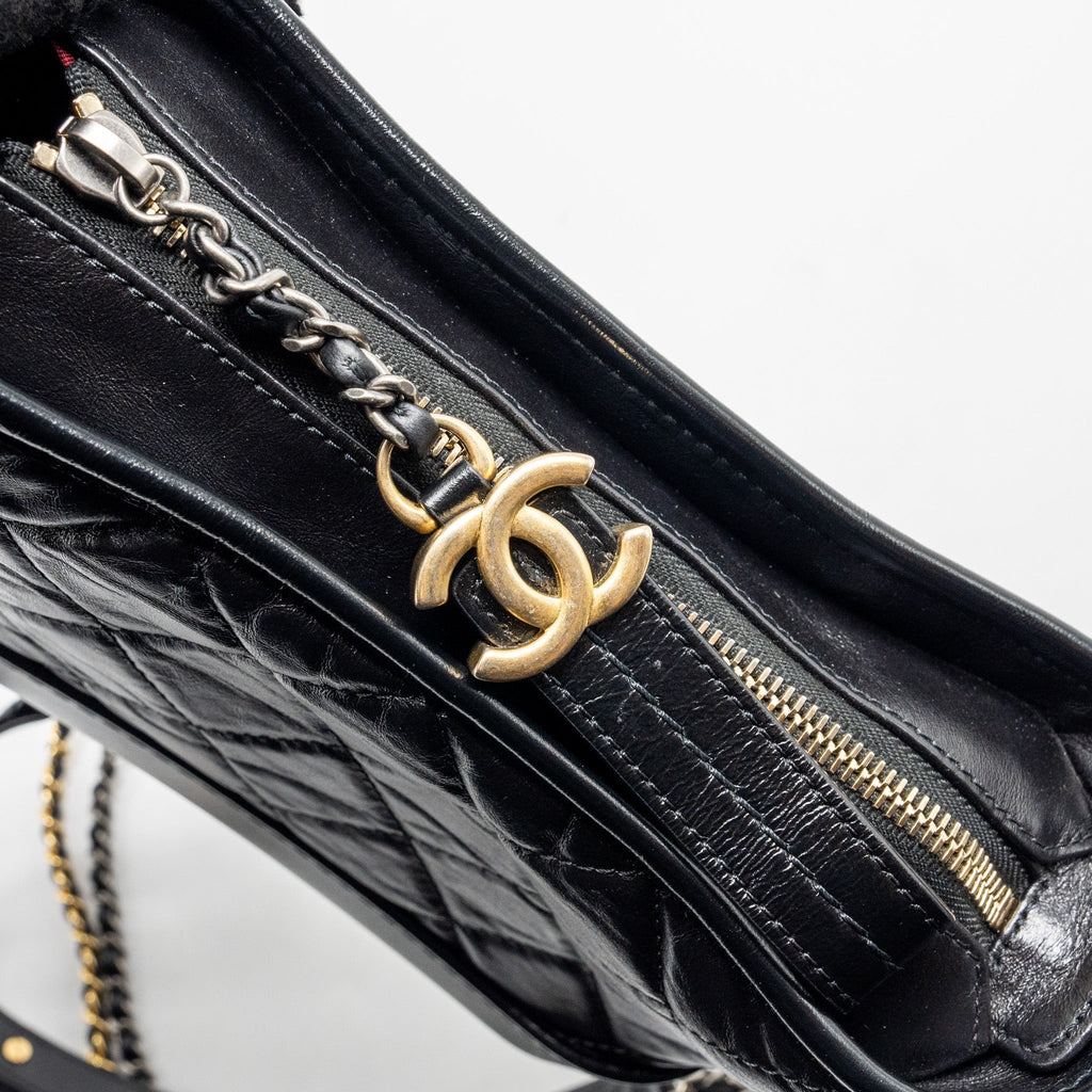 chanel-small-gabrielle-hobo-bag-aged-calfskin-skin-black-multicolour-hardware