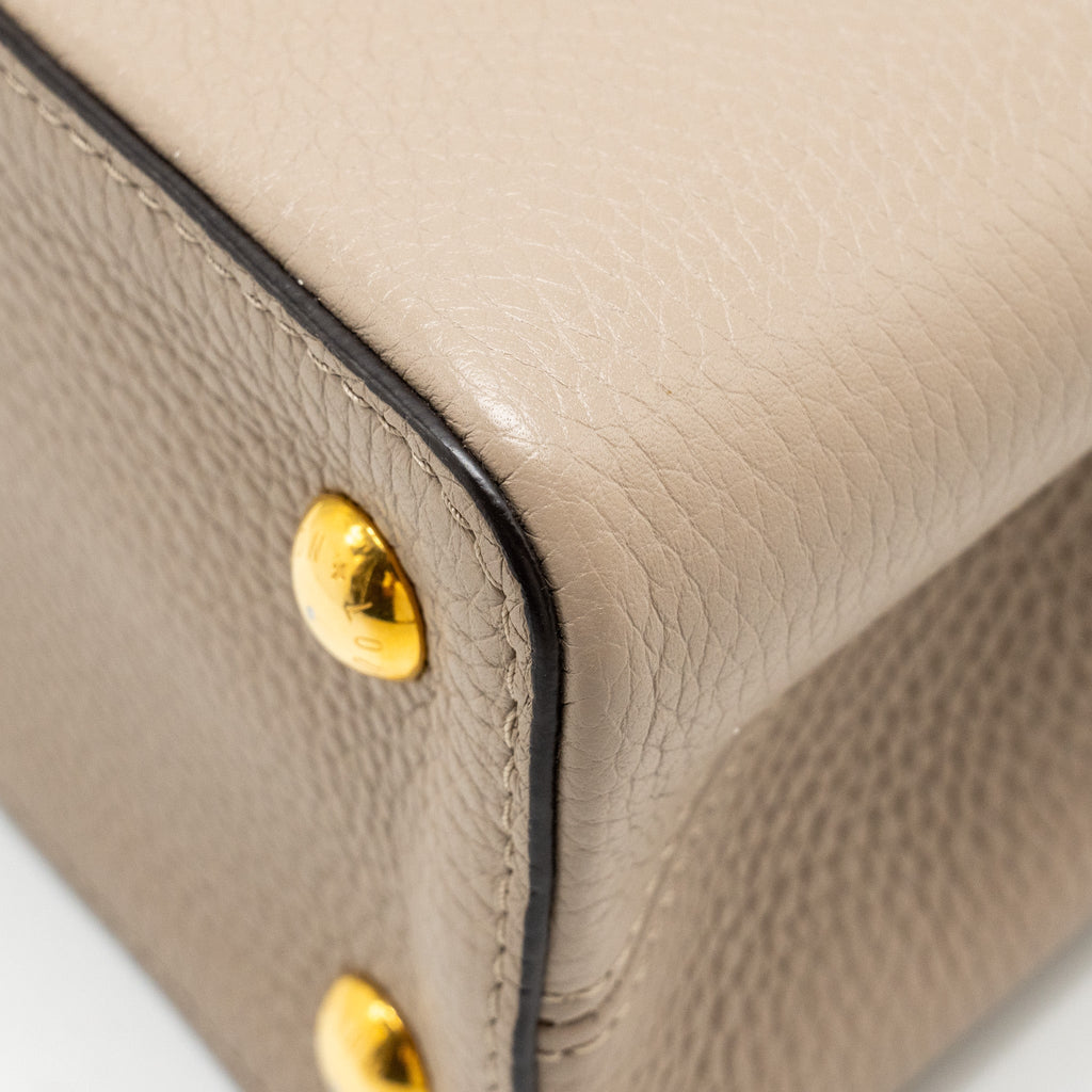 louis-vuitton-capucines-pm-calfskin-leather-grey-ghw
