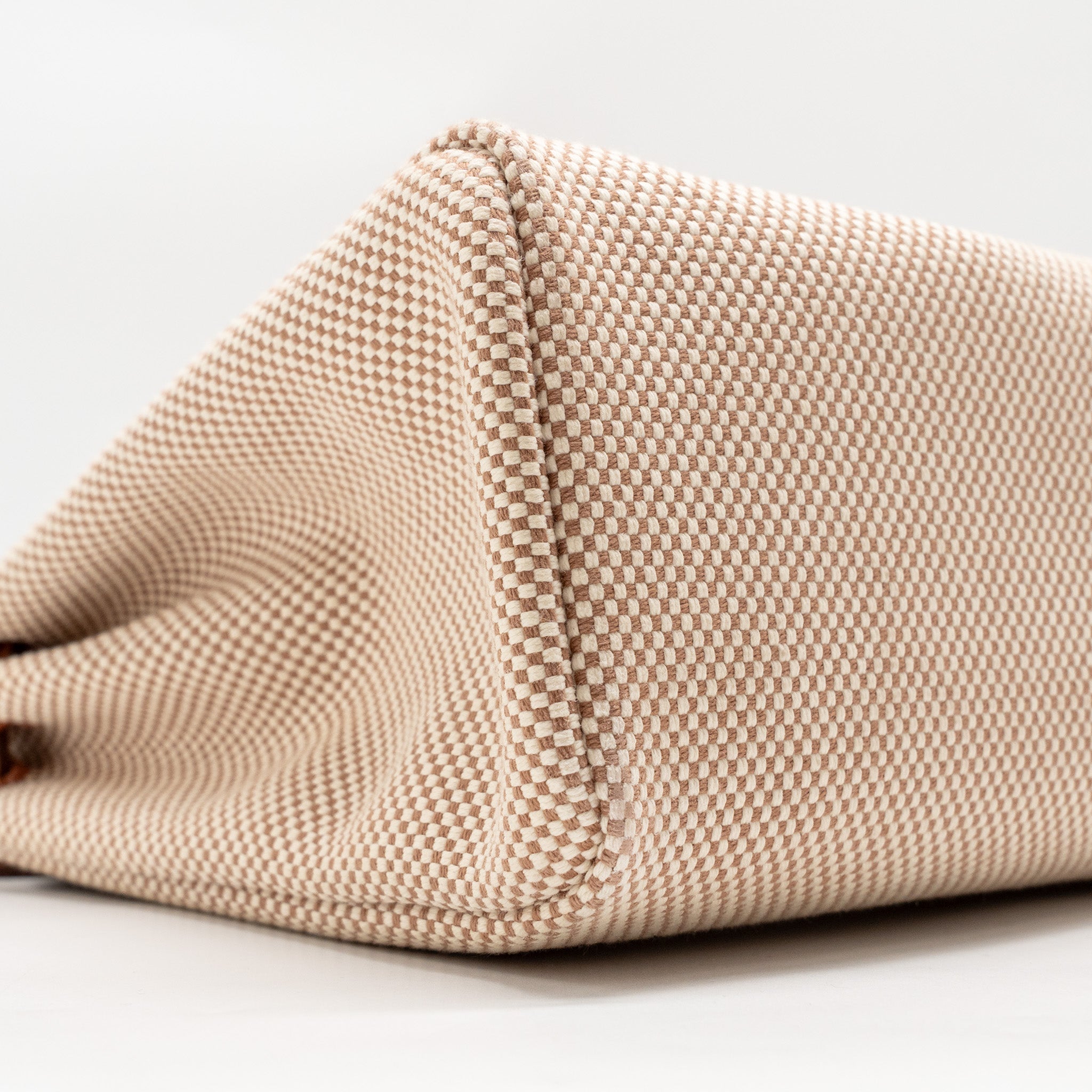 hermes-herbag-31-zip-bag-canvas-vache-hunter-ecru-beige-fauve-ghw-stamp-b