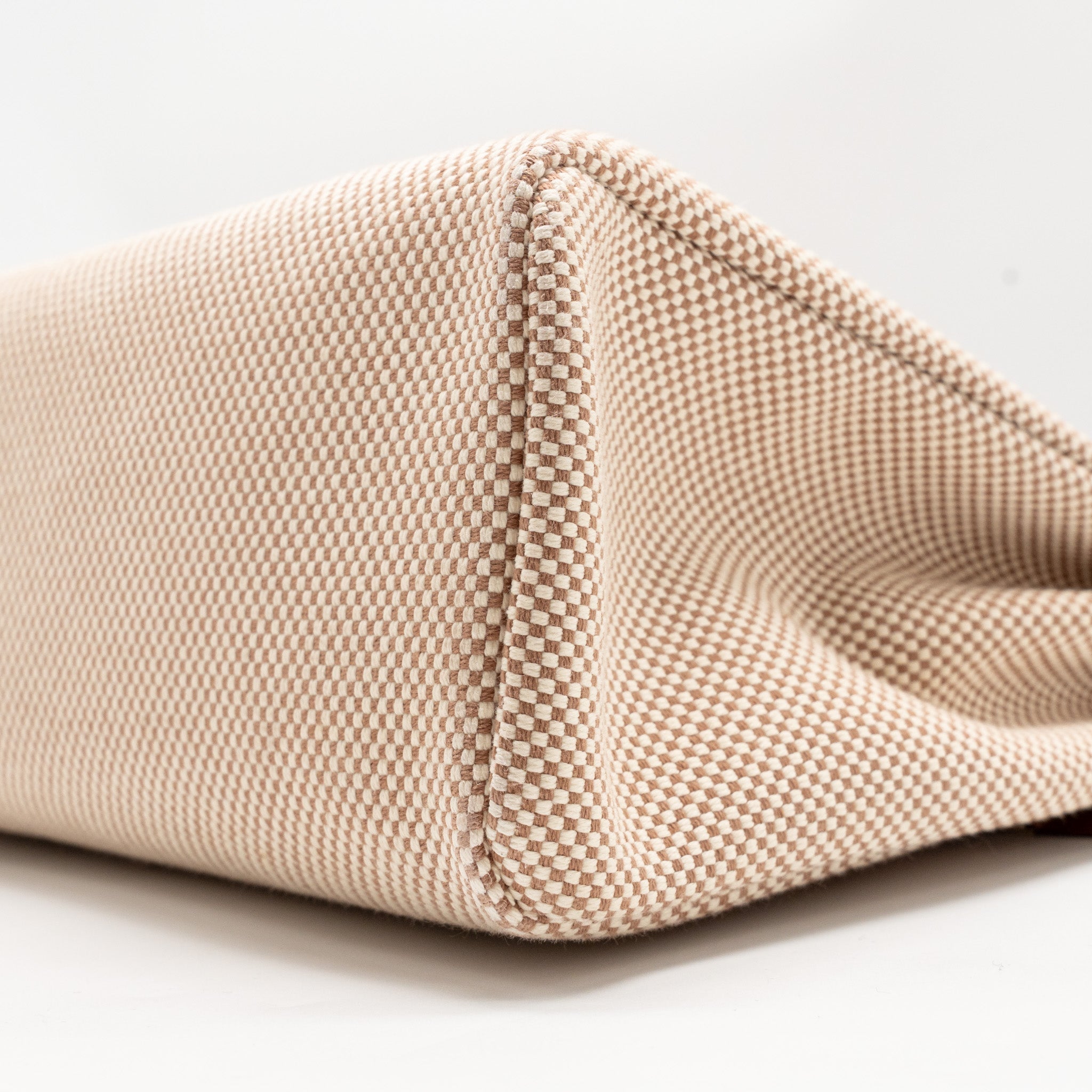 hermes-herbag-31-zip-bag-canvas-vache-hunter-ecru-beige-fauve-ghw-stamp-b