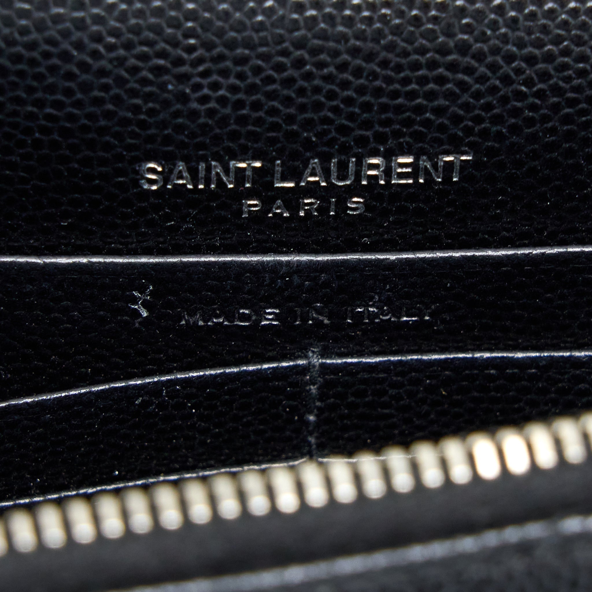 saint-laurent-ysl-envelope-wallet-on-chain-grain-calfskin-black-shw