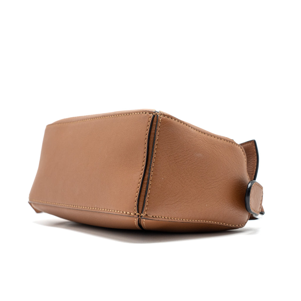 loewe-mini-puzzle-bag-calfskin-tan-shw-1