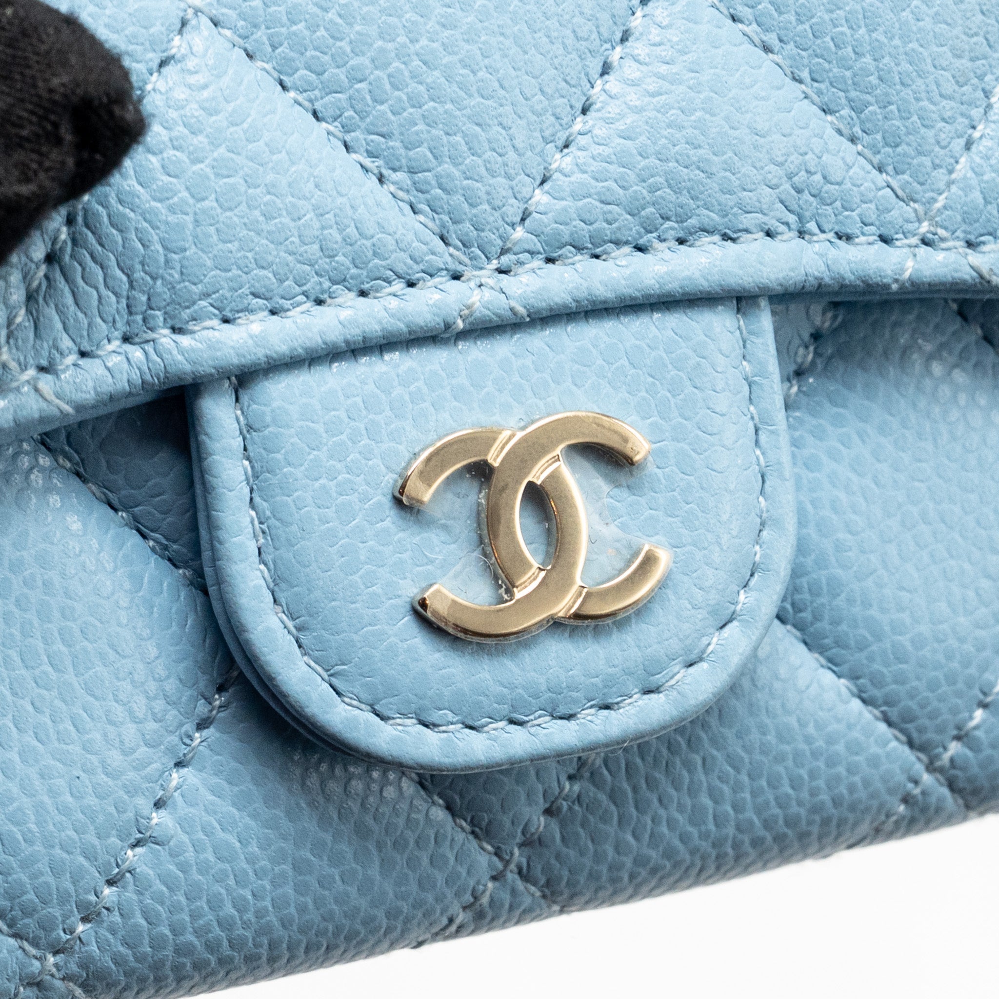 chanel-classic-flap-card-holder-caviar-blue-lghw-microchip-1