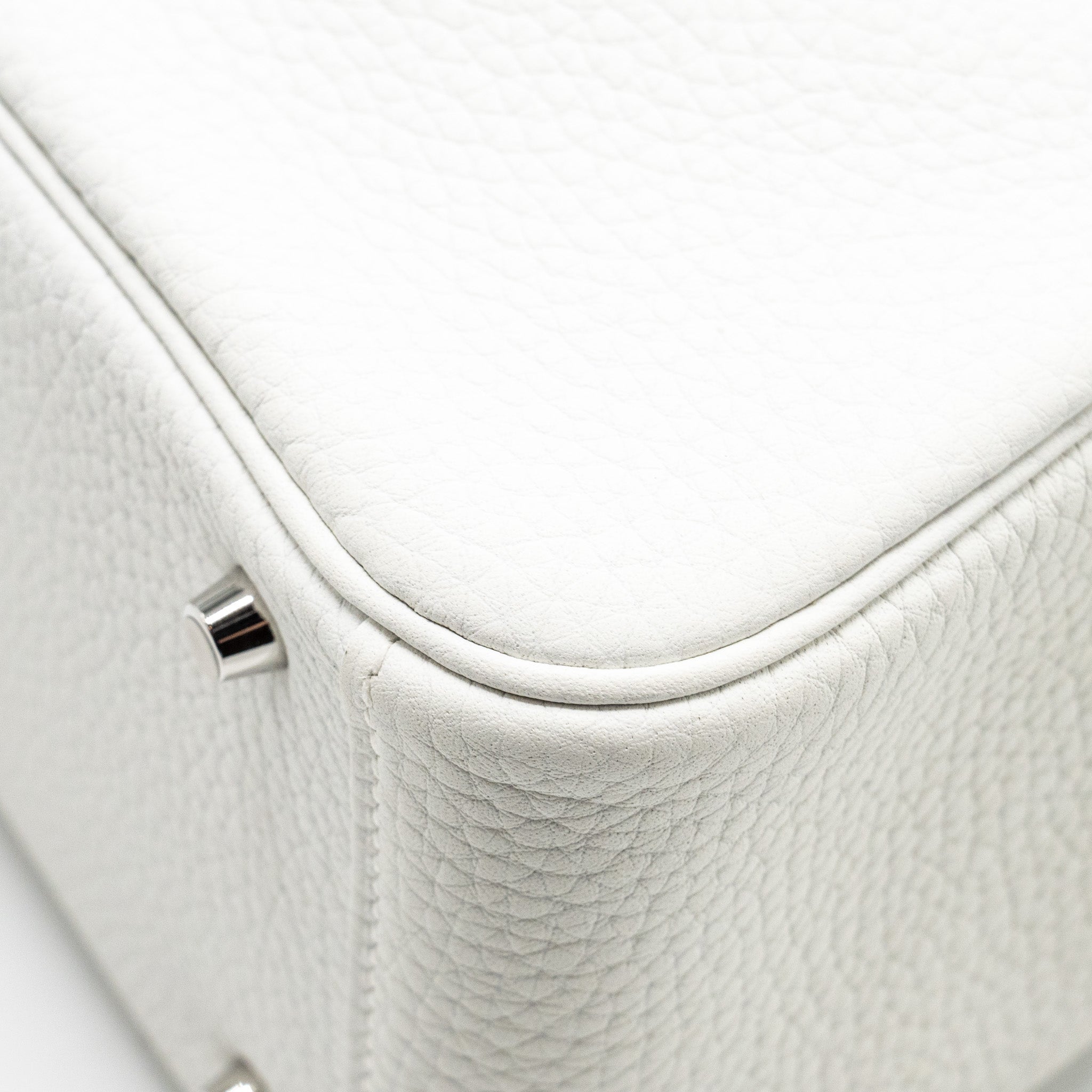 hermes-mini-lindy-clemence-new-white-shw-stamp-b