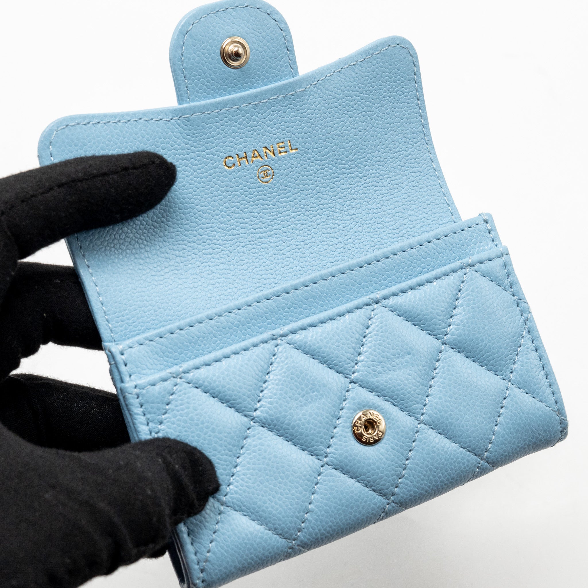 chanel-classic-flap-card-holder-caviar-blue-lghw-microchip-1