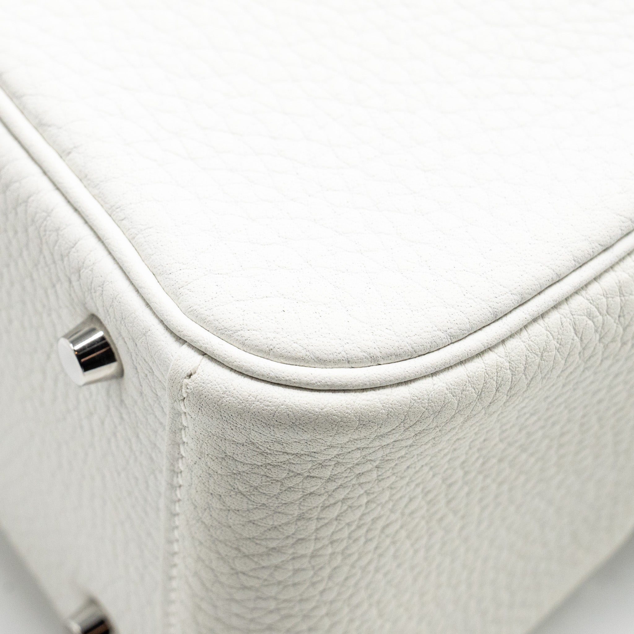 hermes-mini-lindy-clemence-new-white-shw-stamp-b