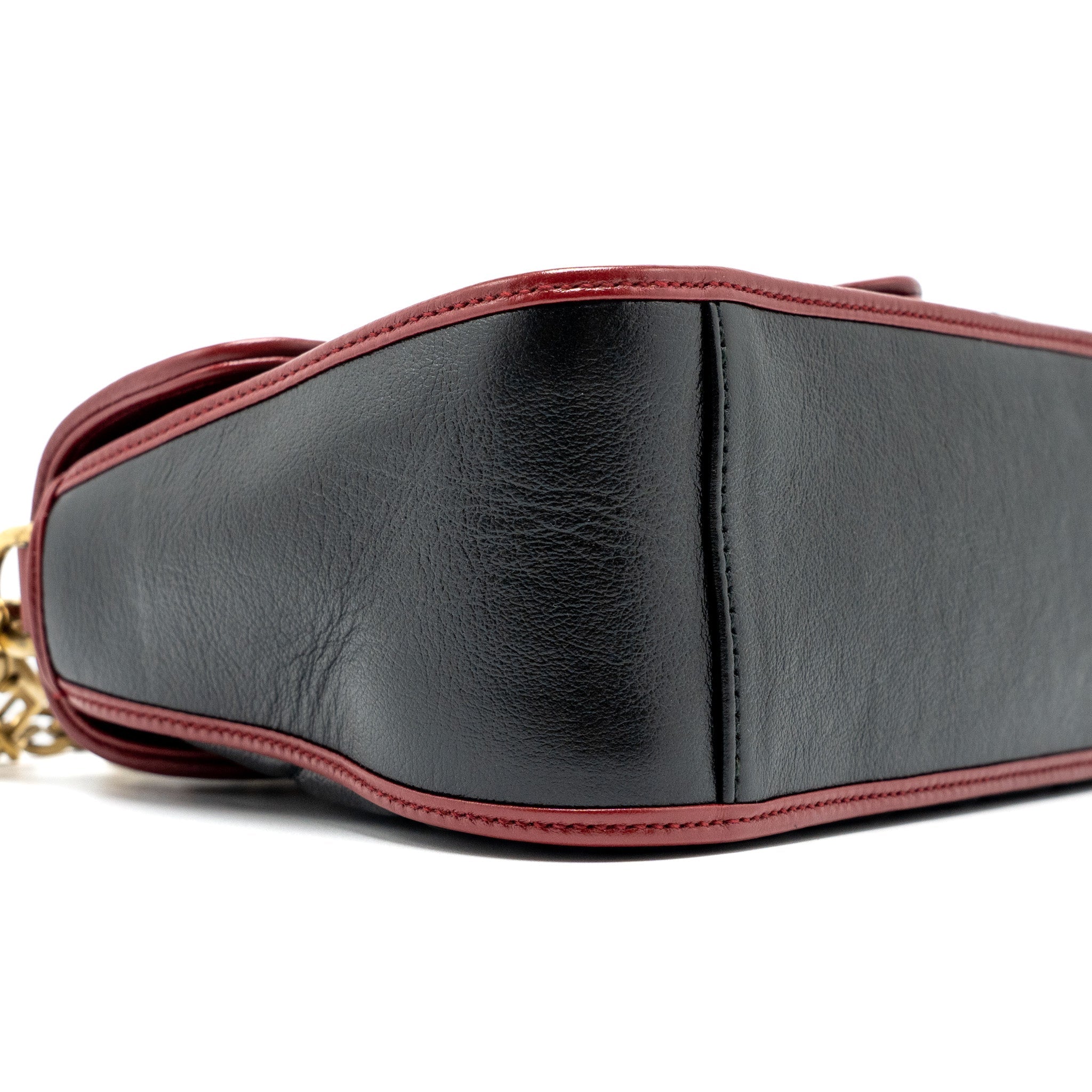 gucci-gg-marmont-mini-top-handle-bag-calfskin-black-red-ghw-1