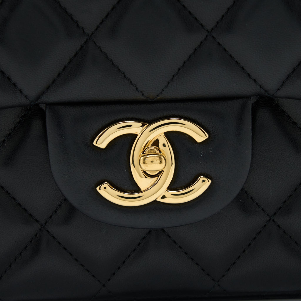 chanel-maxi-classic-double-flap-bag-lambskin-ghw