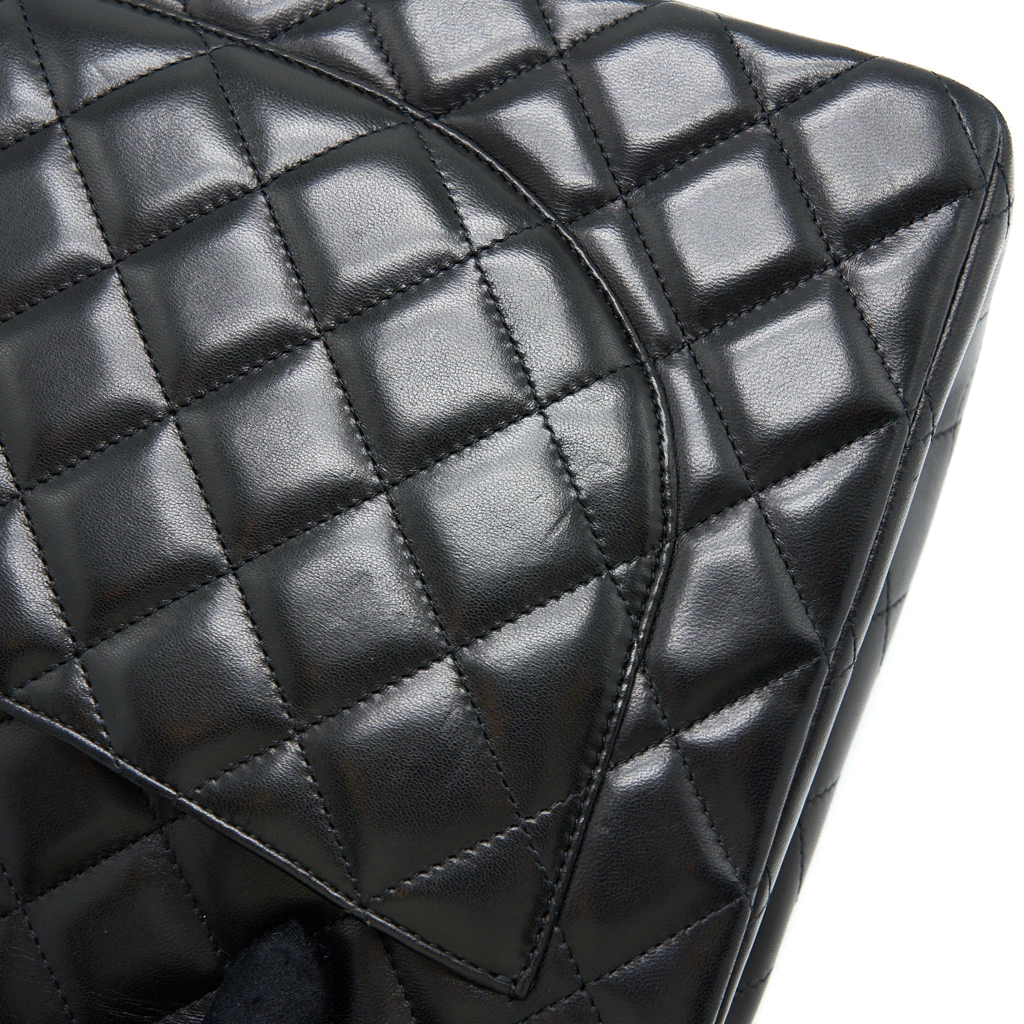 chanel-maxi-classic-double-flap-bag-lambskin-ghw