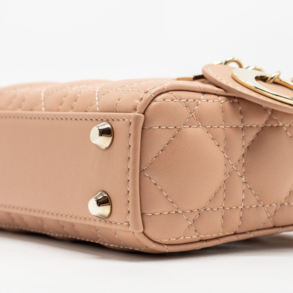dior-lady-dior-micro-bag-cannage-lambskin-rose-des-vents-lghw