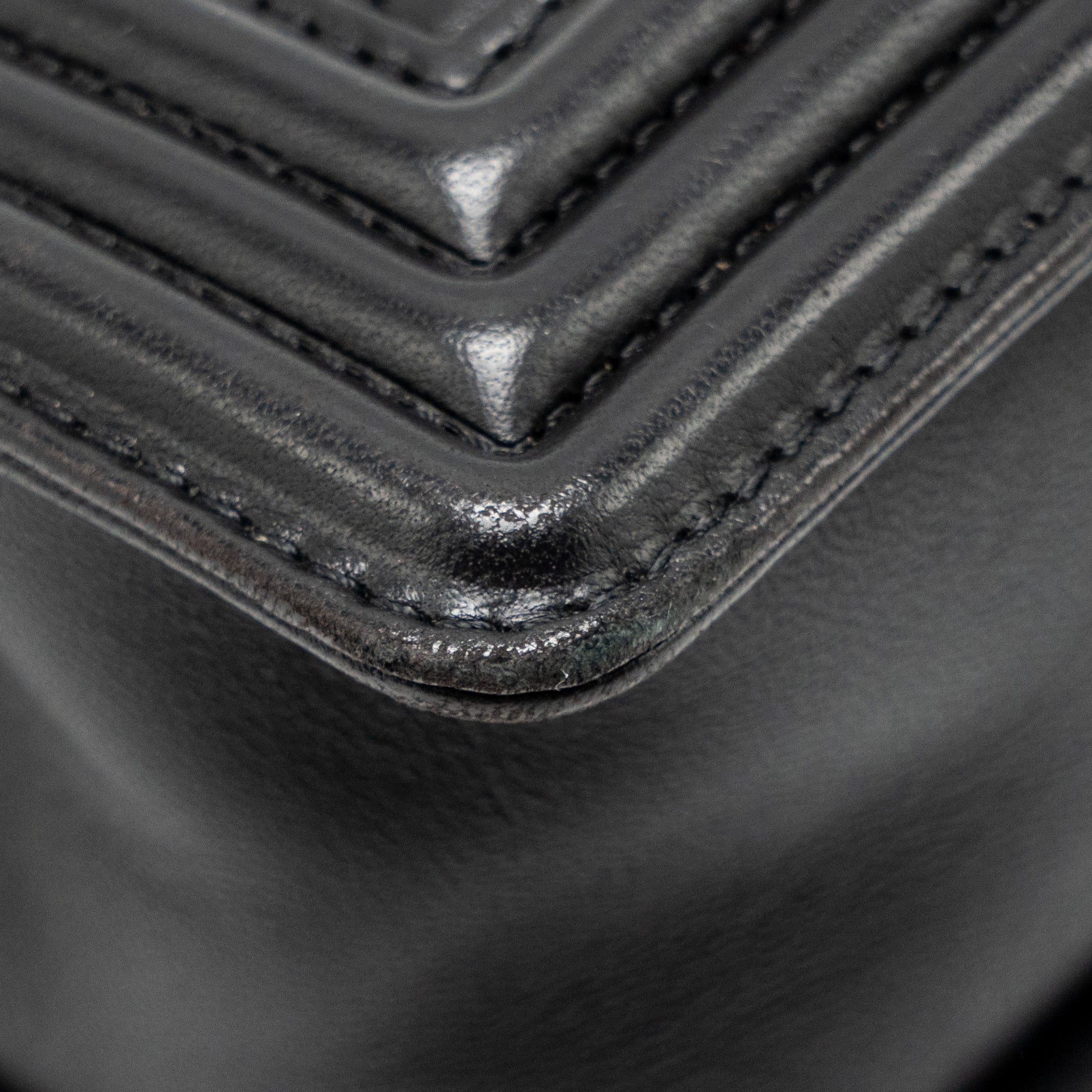 chanel-medium-boy-bag-lambskin-black-ghw-1