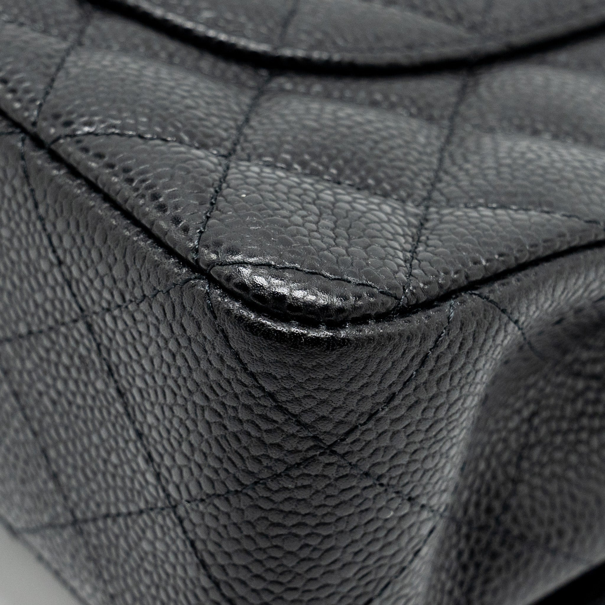 chanel-medium-classic-double-flap-bag-caviar-black-ghw-21