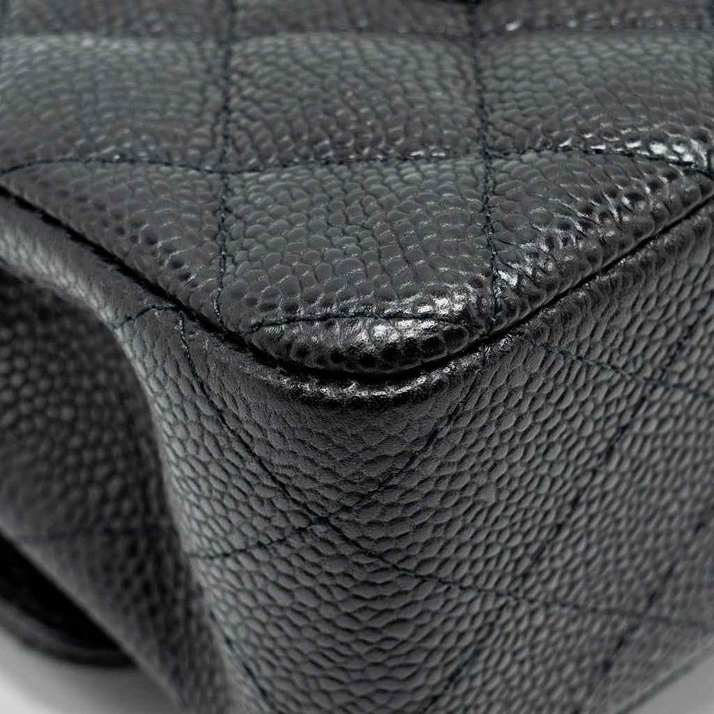 chanel-medium-classic-double-flap-bag-caviar-black-ghw-21