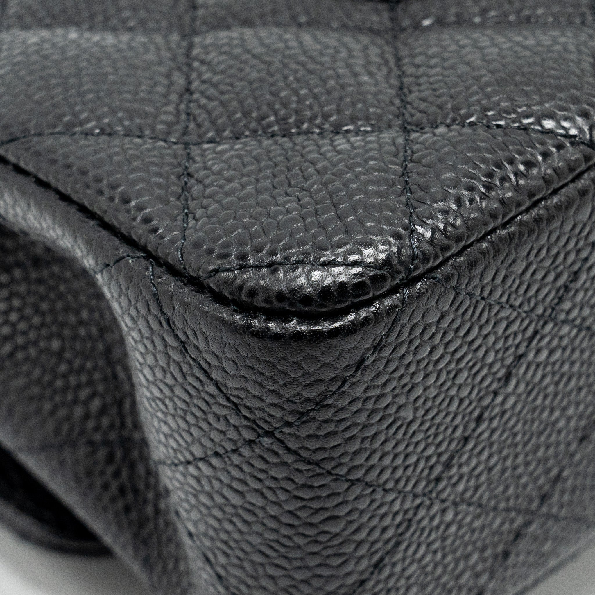 chanel-medium-classic-double-flap-bag-caviar-black-ghw-21