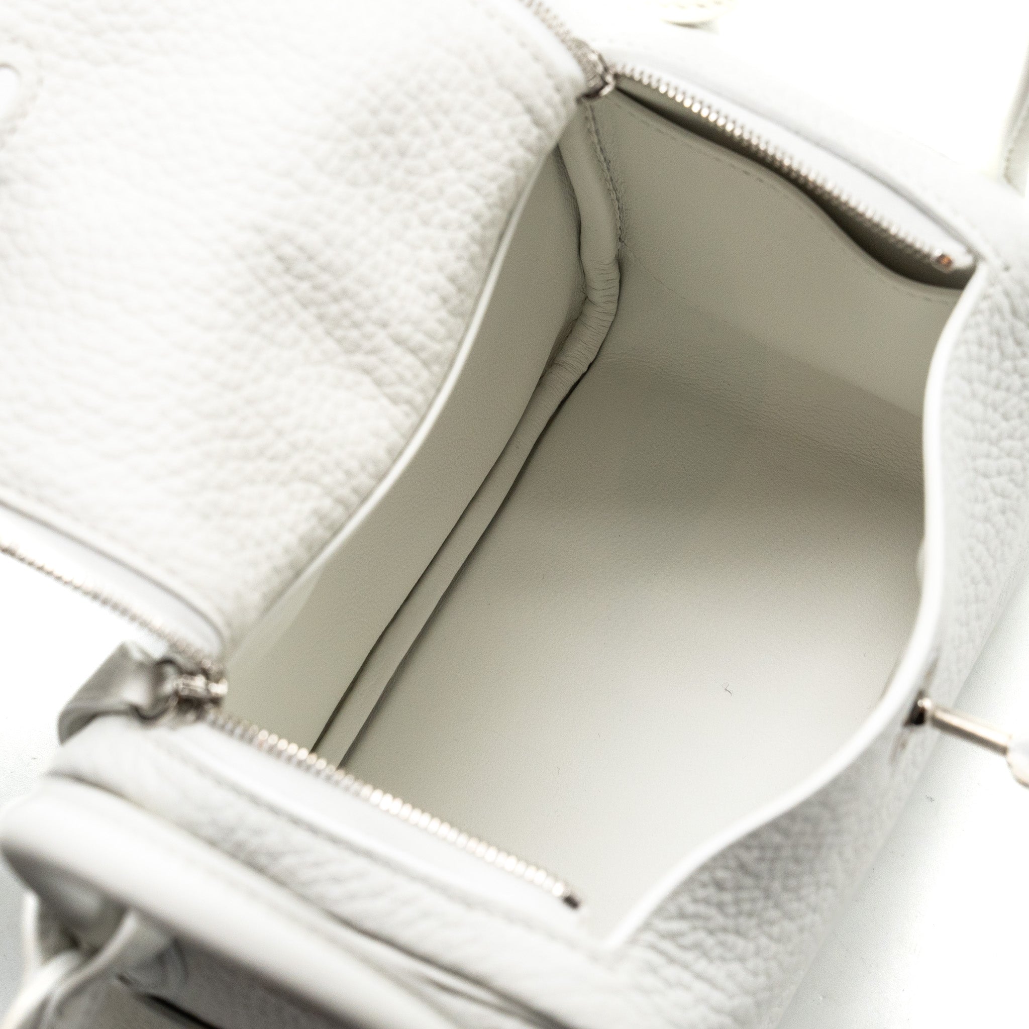 hermes-mini-lindy-clemence-new-white-shw-stamp-b