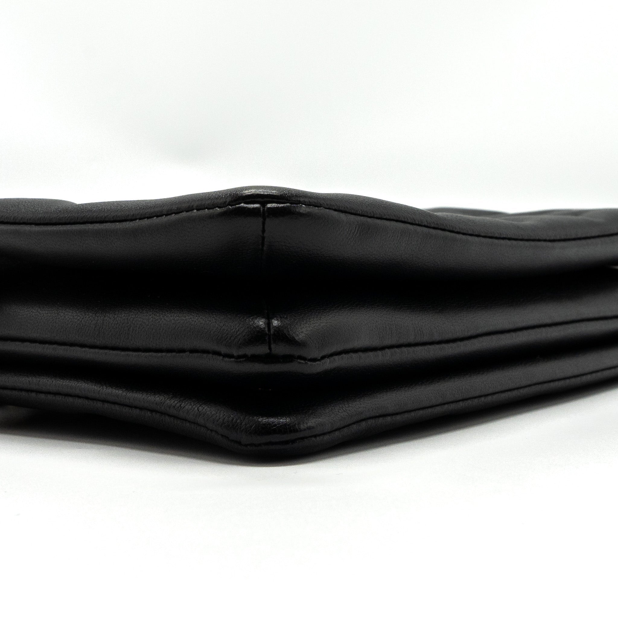 louis-vuitton-pochette-coussin-lambskin-ghw