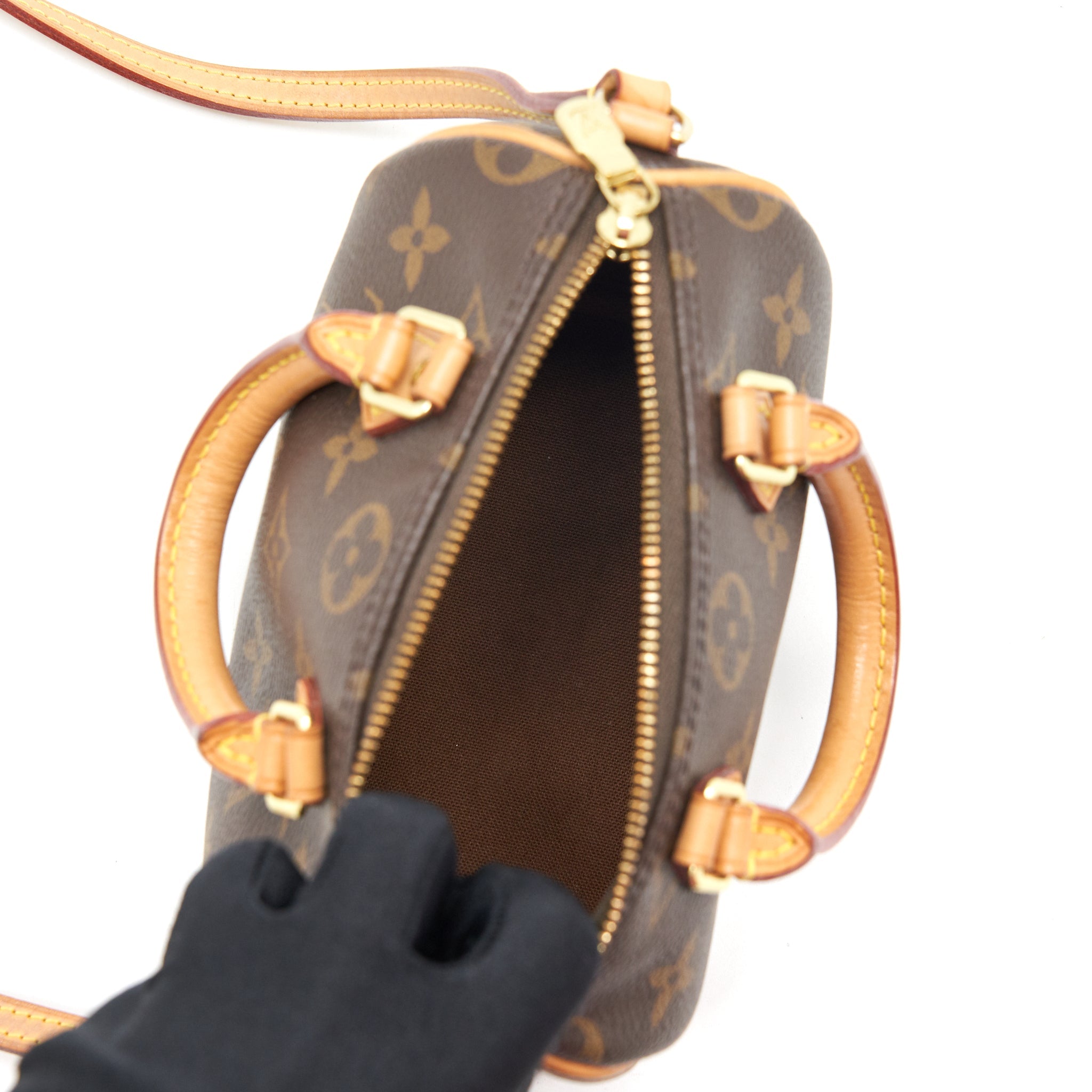 louis-vuitton-nano-speedy-monogram-canvas-2