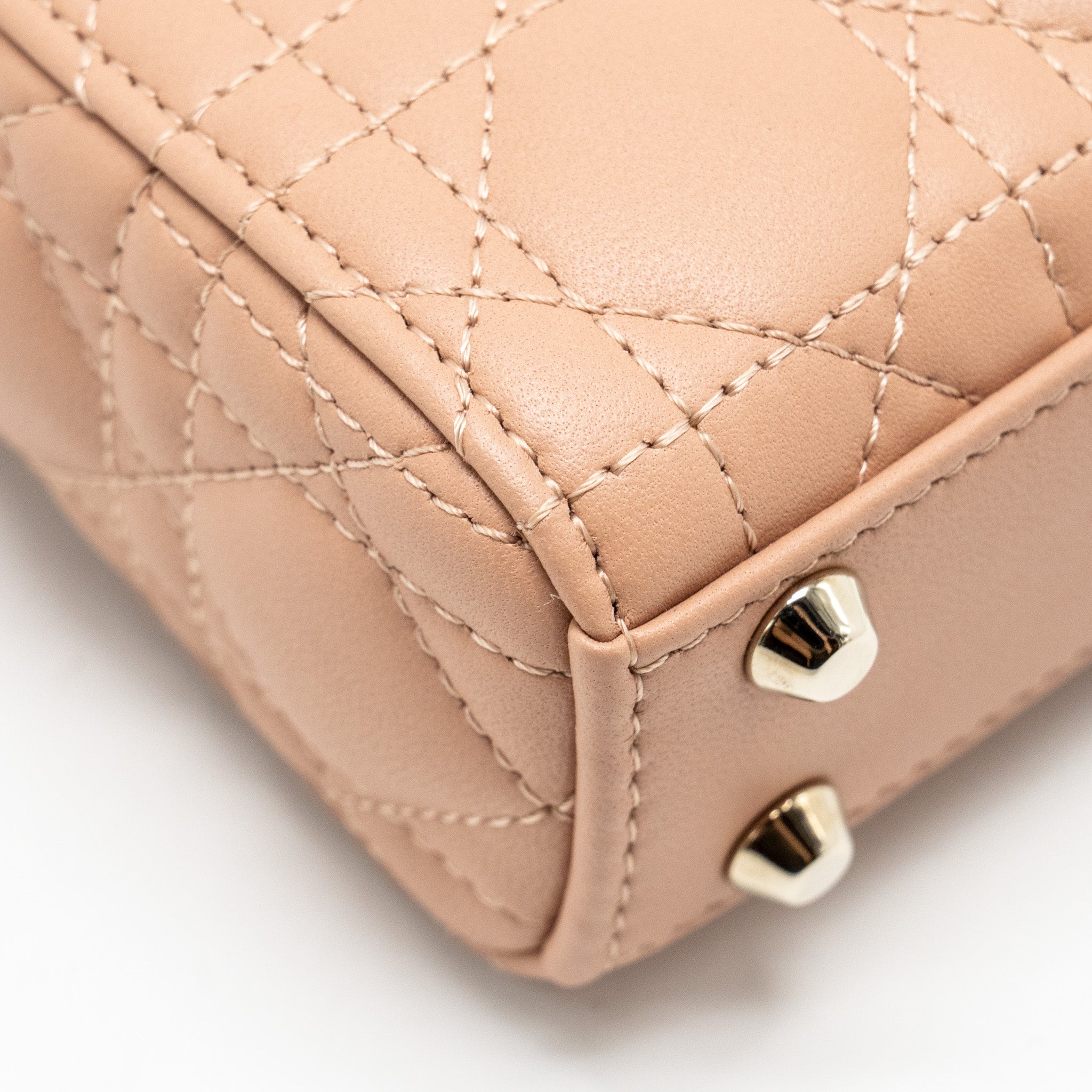 dior-lady-dior-micro-bag-cannage-lambskin-rose-des-vents-lghw