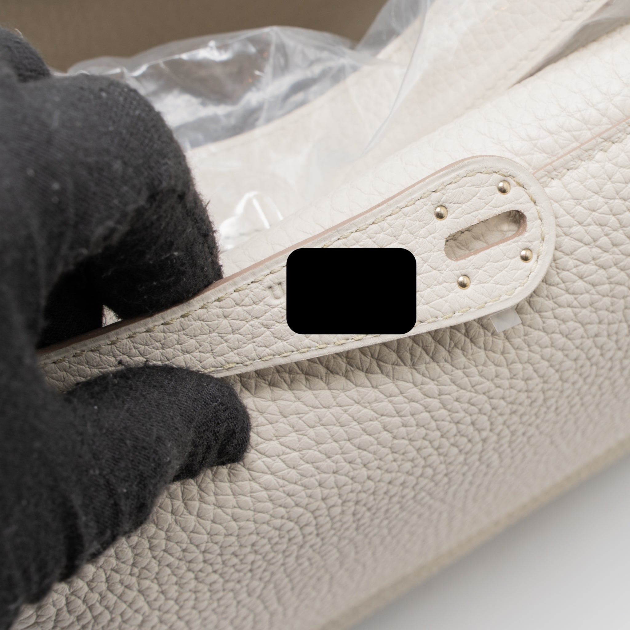 hermes-lindy-26-clemence-beton-shw-stamp-u