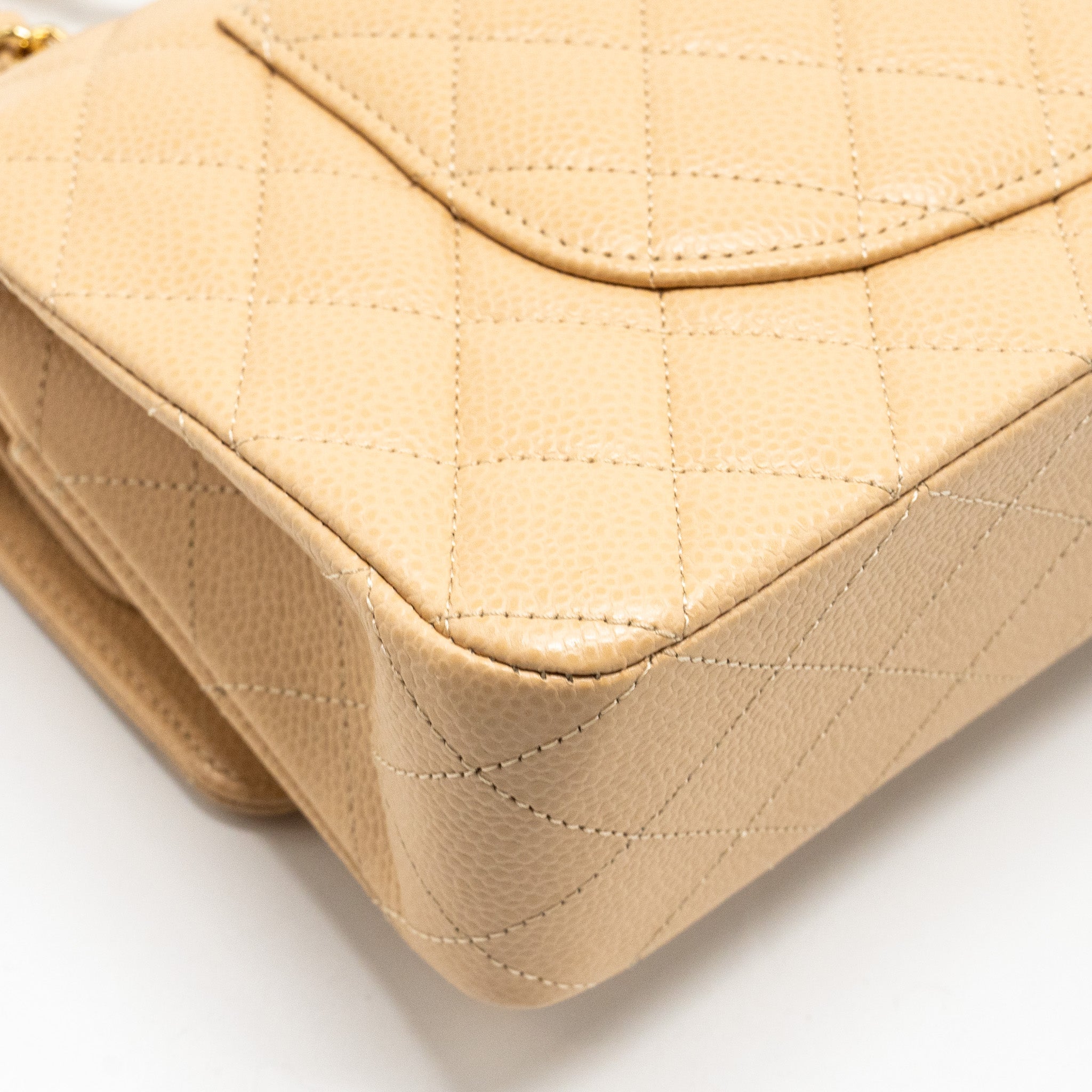 chanel-medium-classic-double-flap-bag-caviar-beige-ghwmicrochip