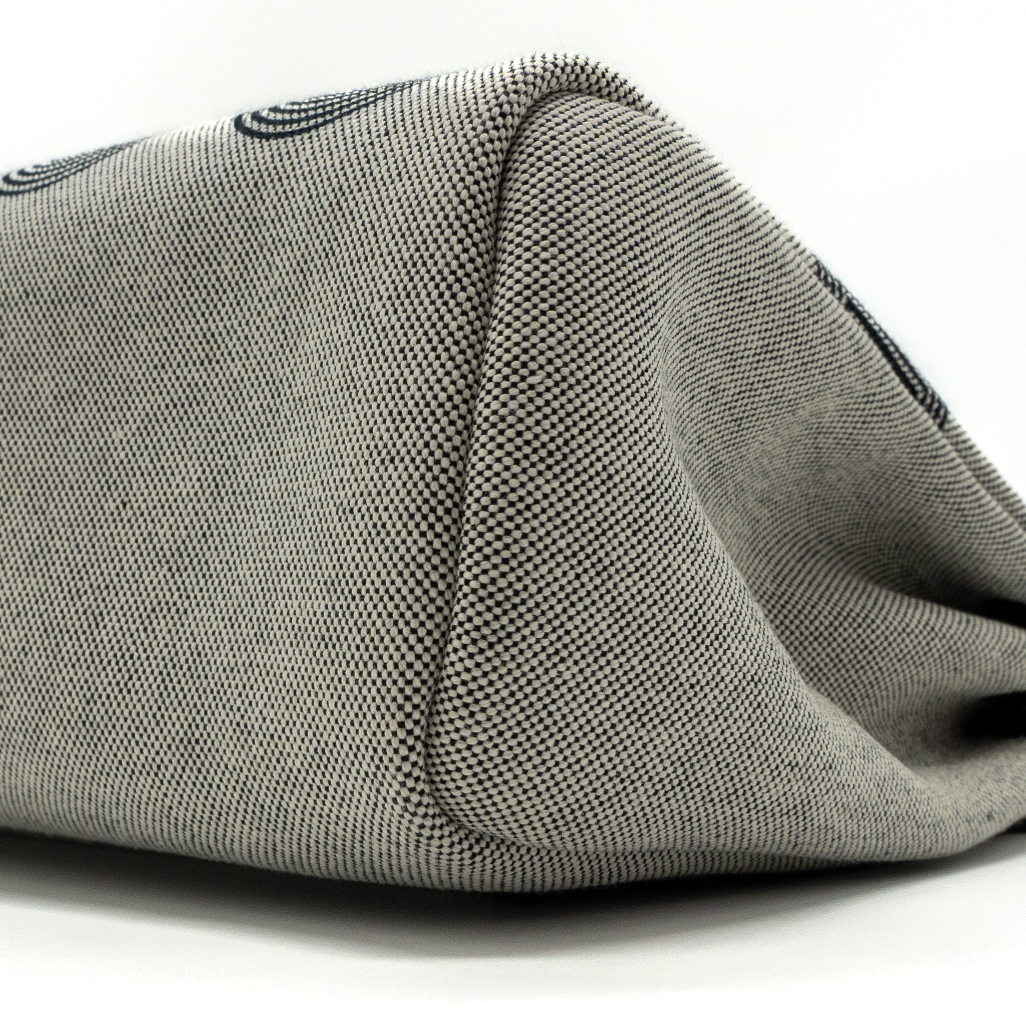 hermes-herbag-31-zip-bag-toile-h-plume-canvas-hunter-leather-black-ecru-ghw-stamp-u